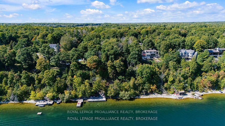 40 Riverside Drive Property Photo 10