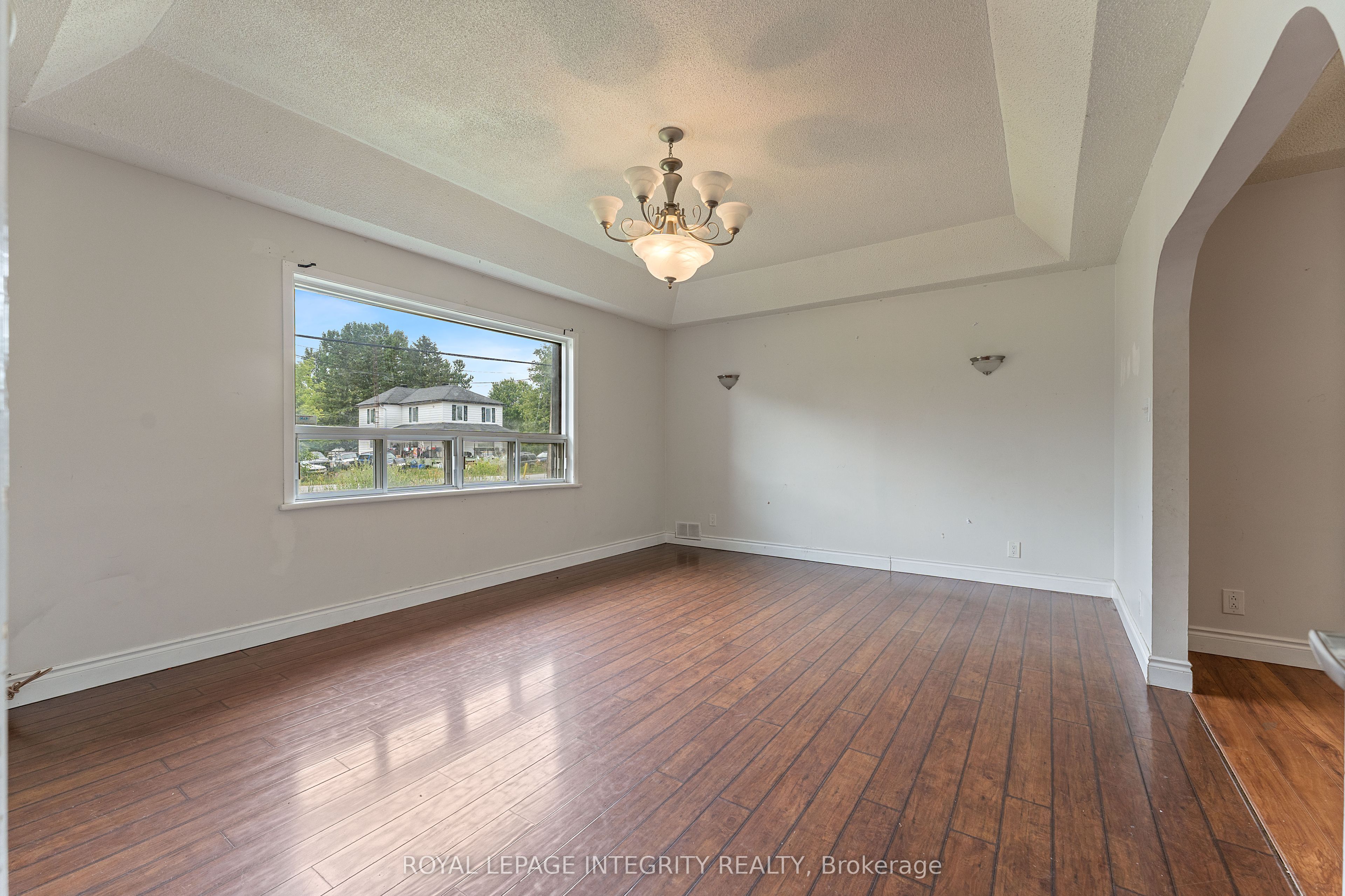 3823 Drouin Road Property Photo 5