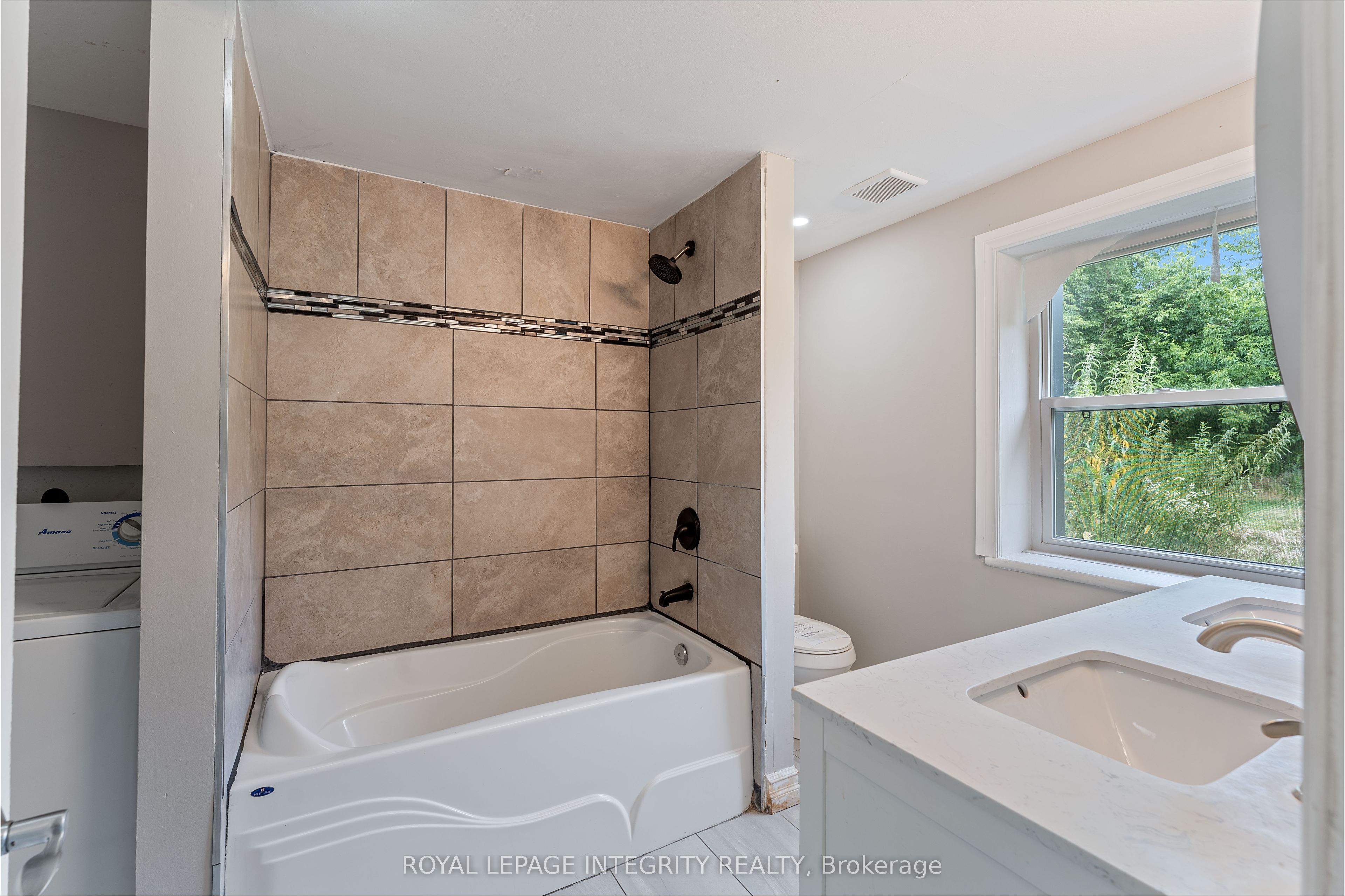 3823 Drouin Road Property Photo 28