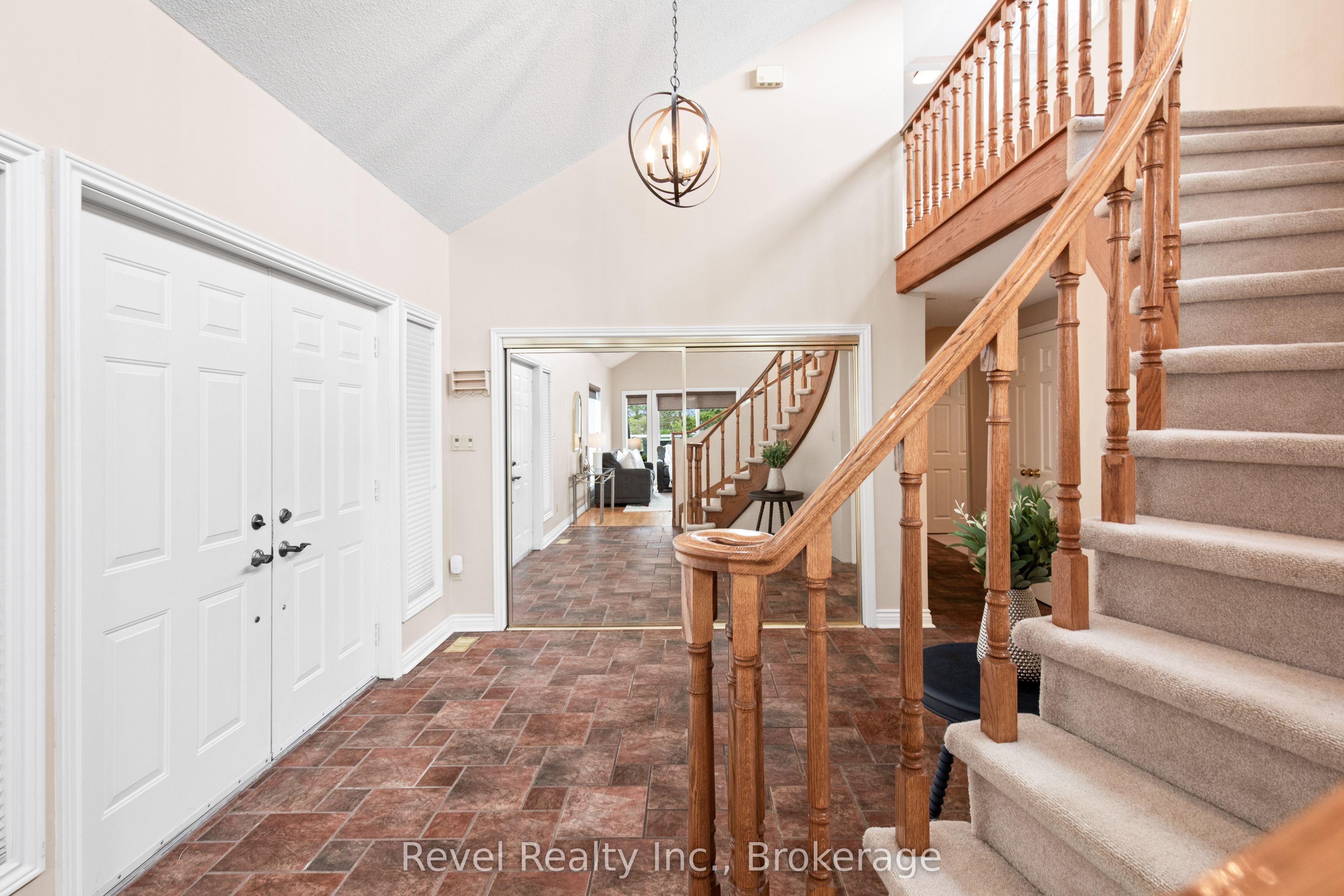 27 Cedar Crescent Property Photo 5