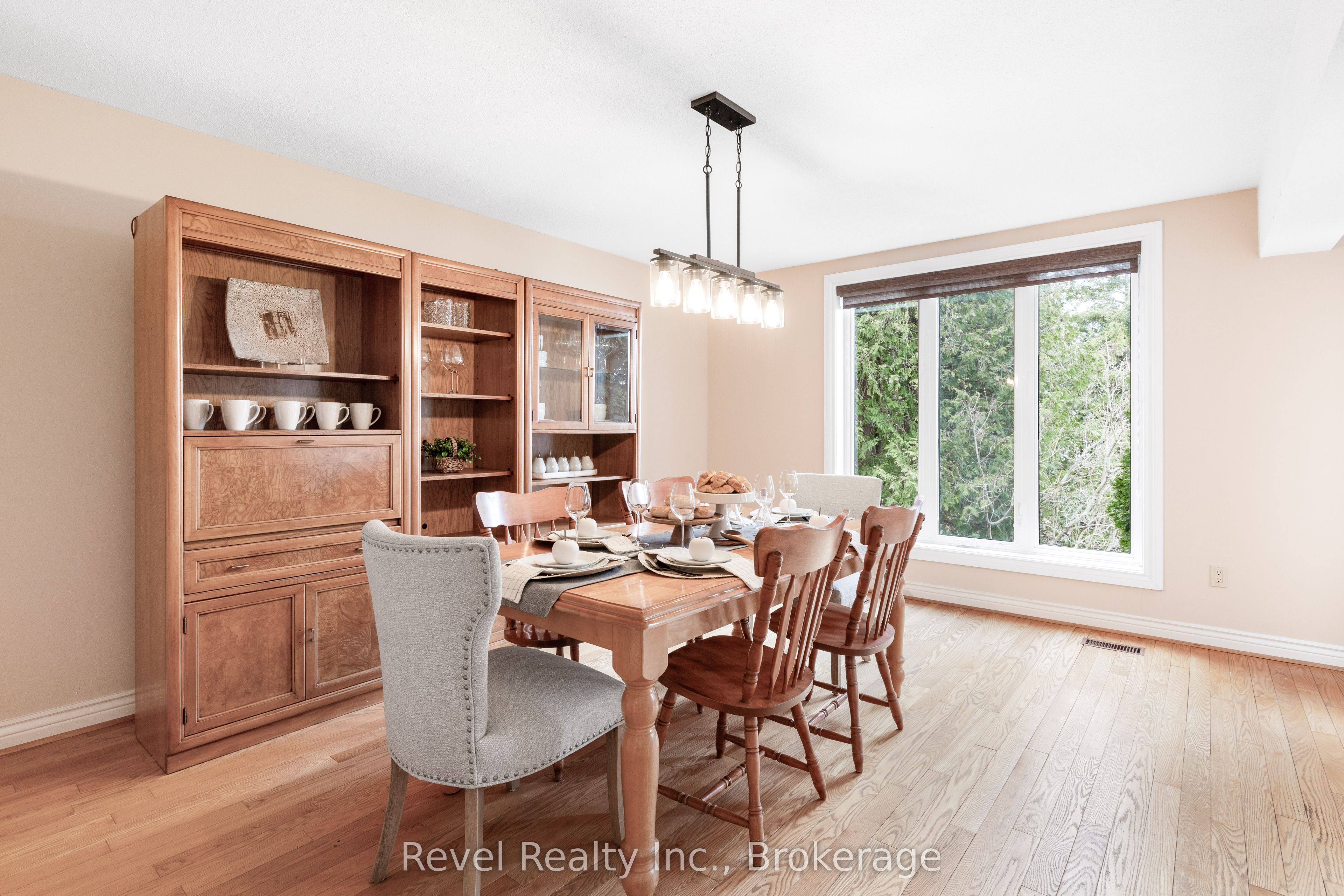 27 Cedar Crescent Property Photo 8