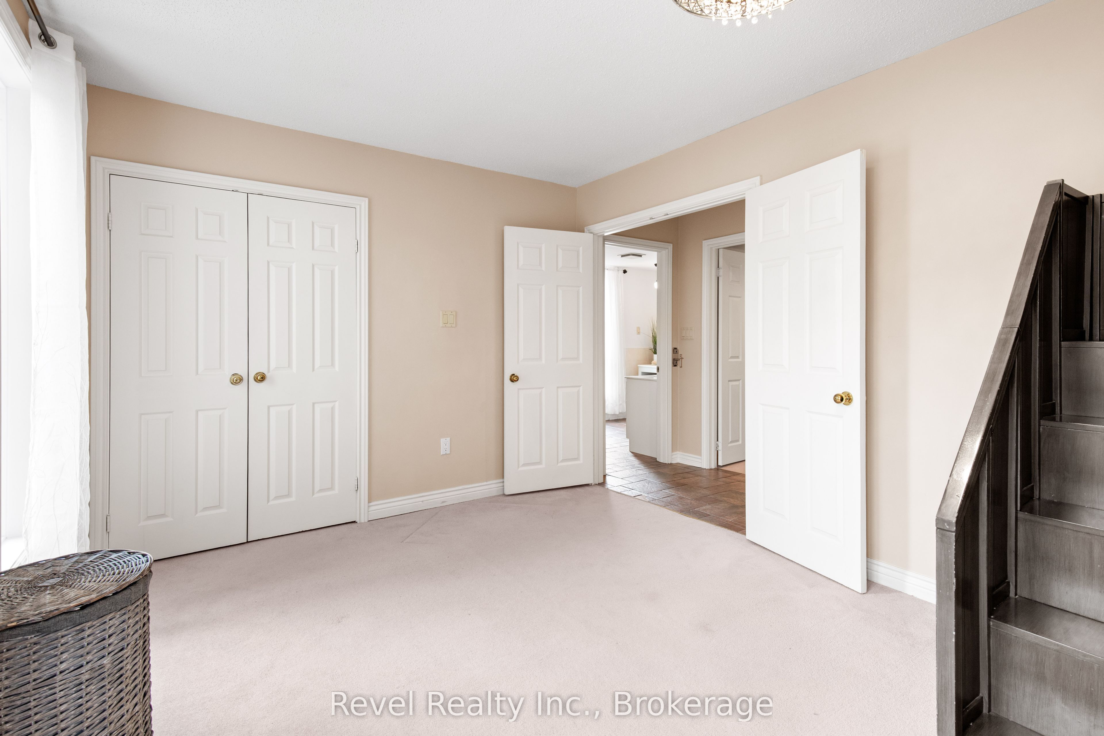 27 Cedar Crescent Property Photo 16