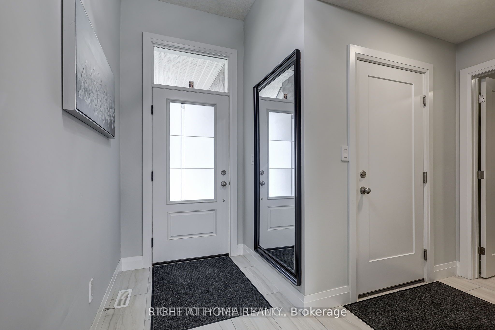 95 Optimist Drive Property Photo 4