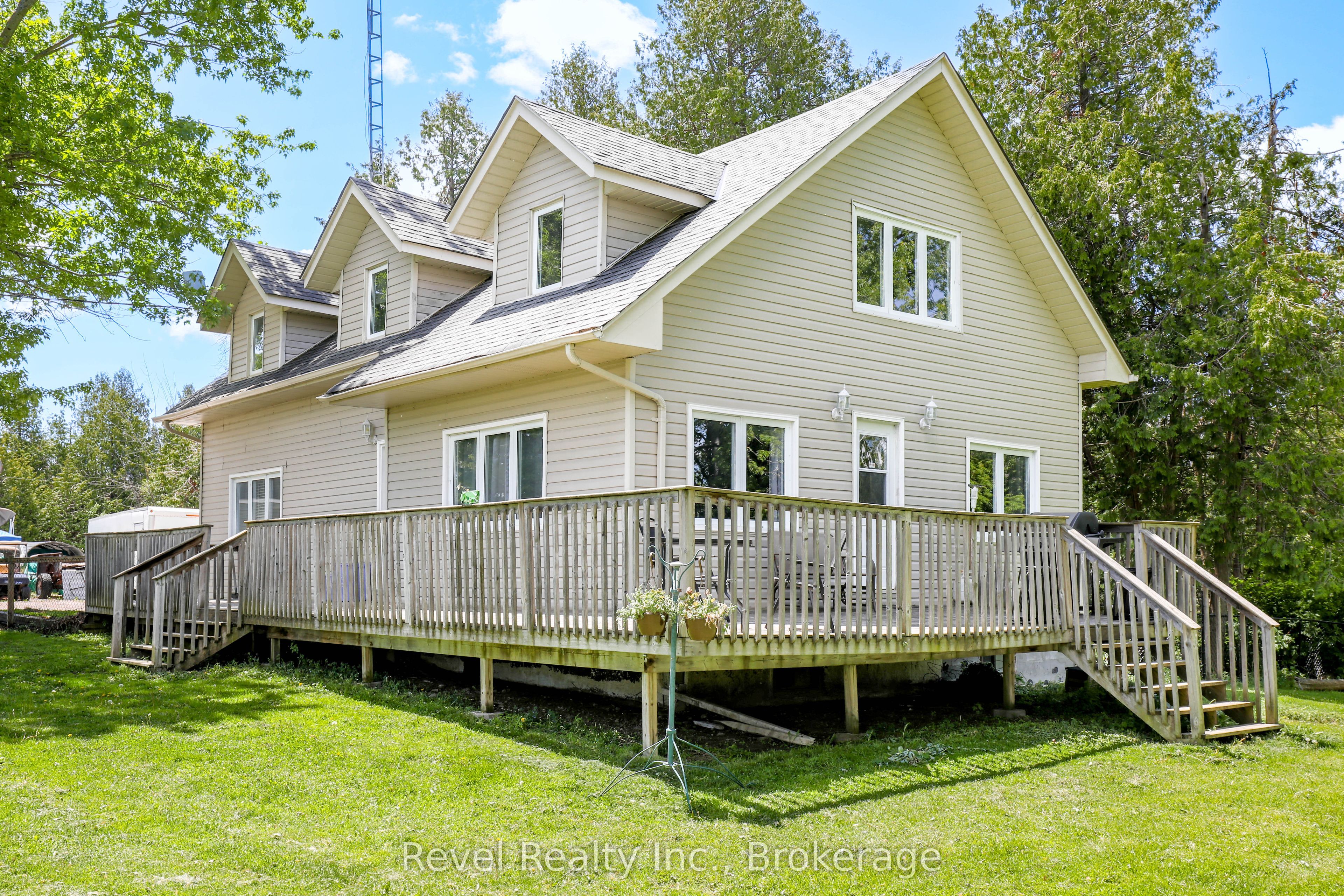 1393 Killarney Bay Road Property Photo 4