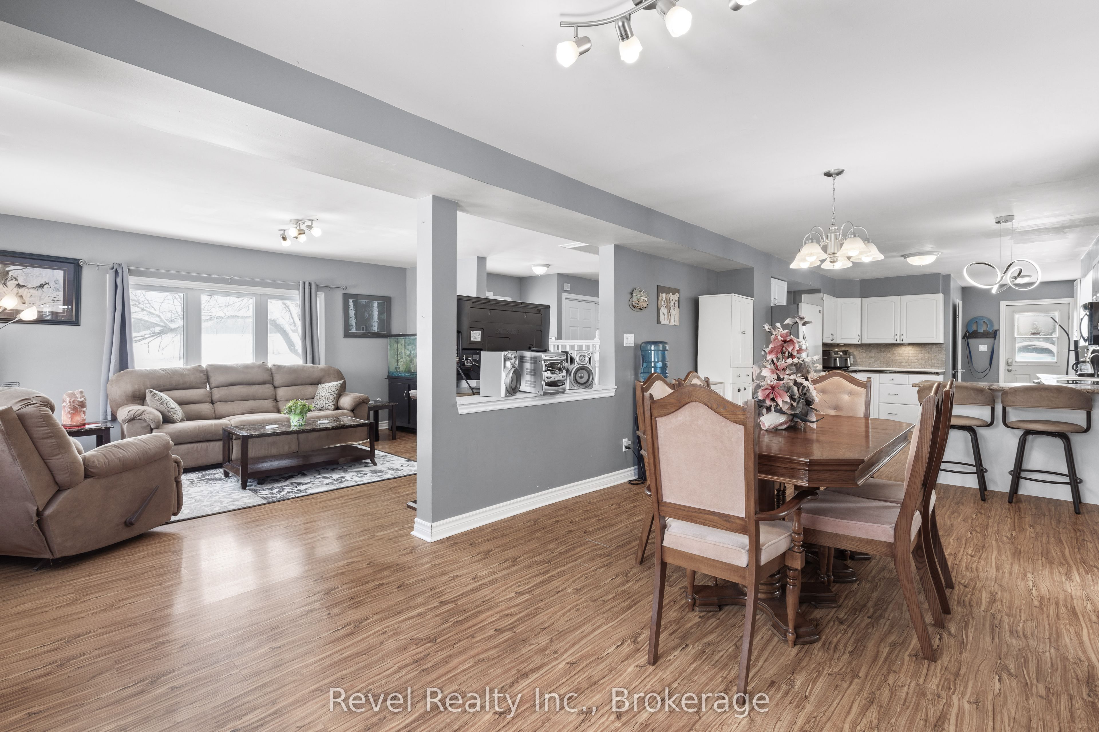 1393 Killarney Bay Road Property Photo 14
