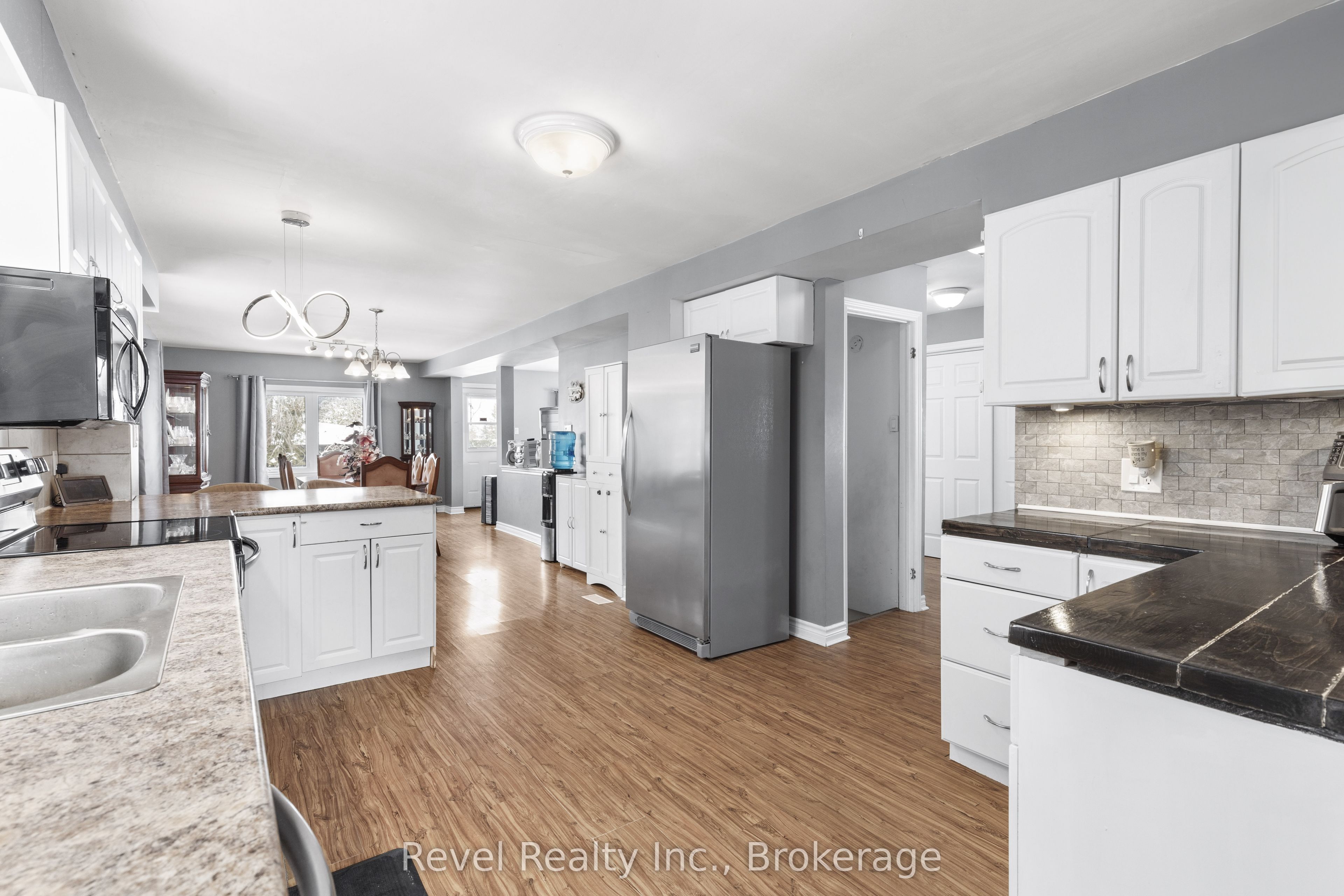 1393 Killarney Bay Road Property Photo 16