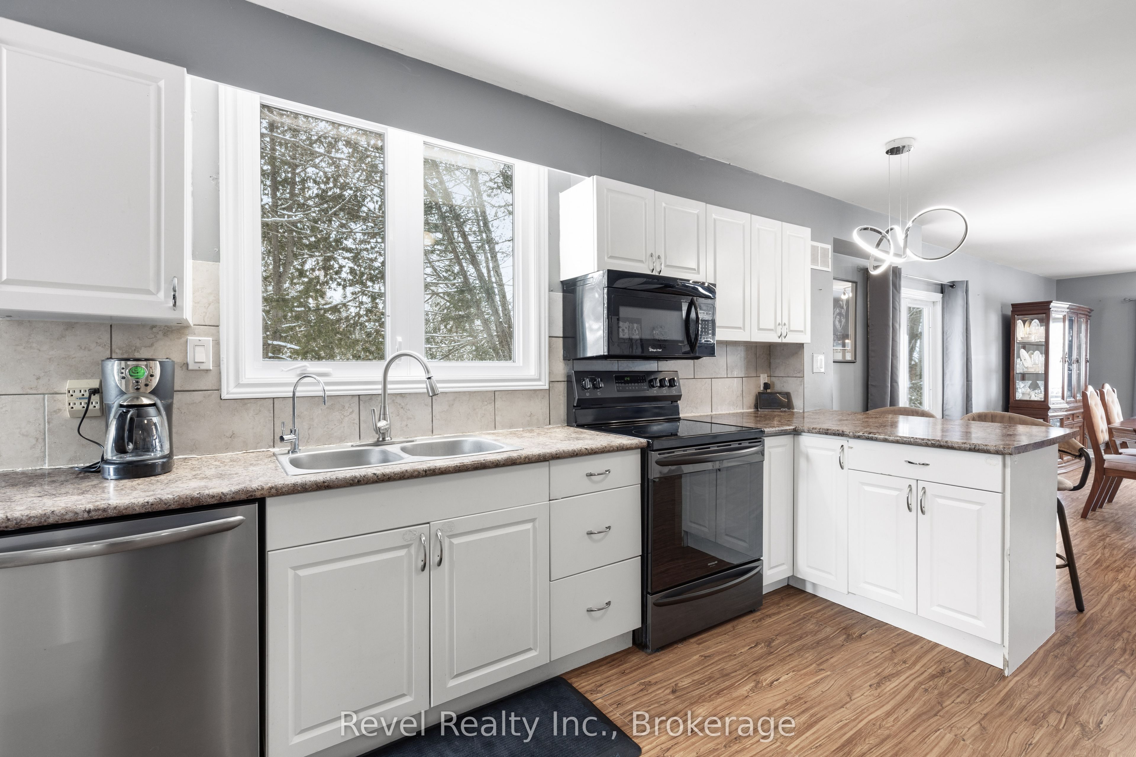 1393 Killarney Bay Road Property Photo 17