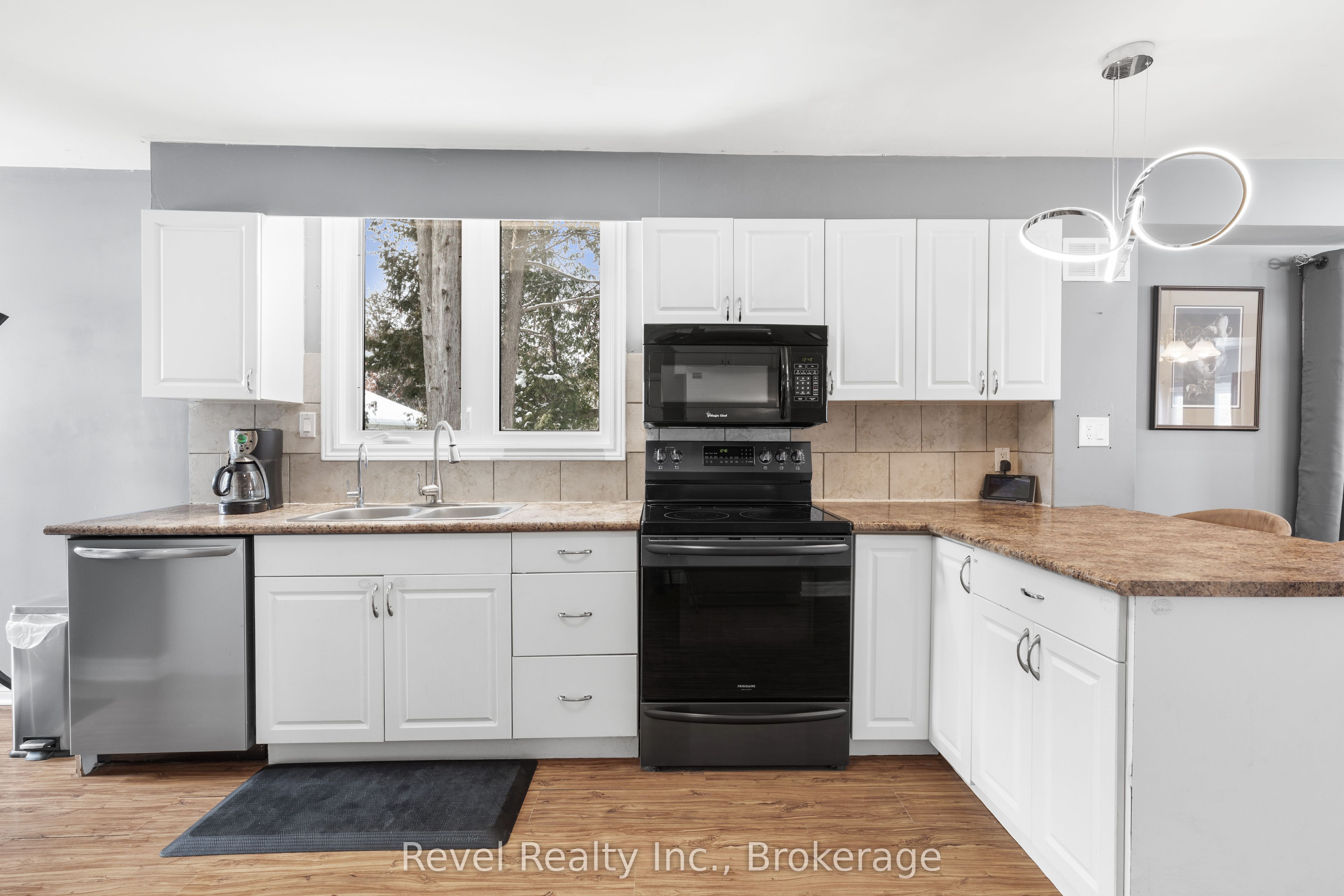 1393 Killarney Bay Road Property Photo 20