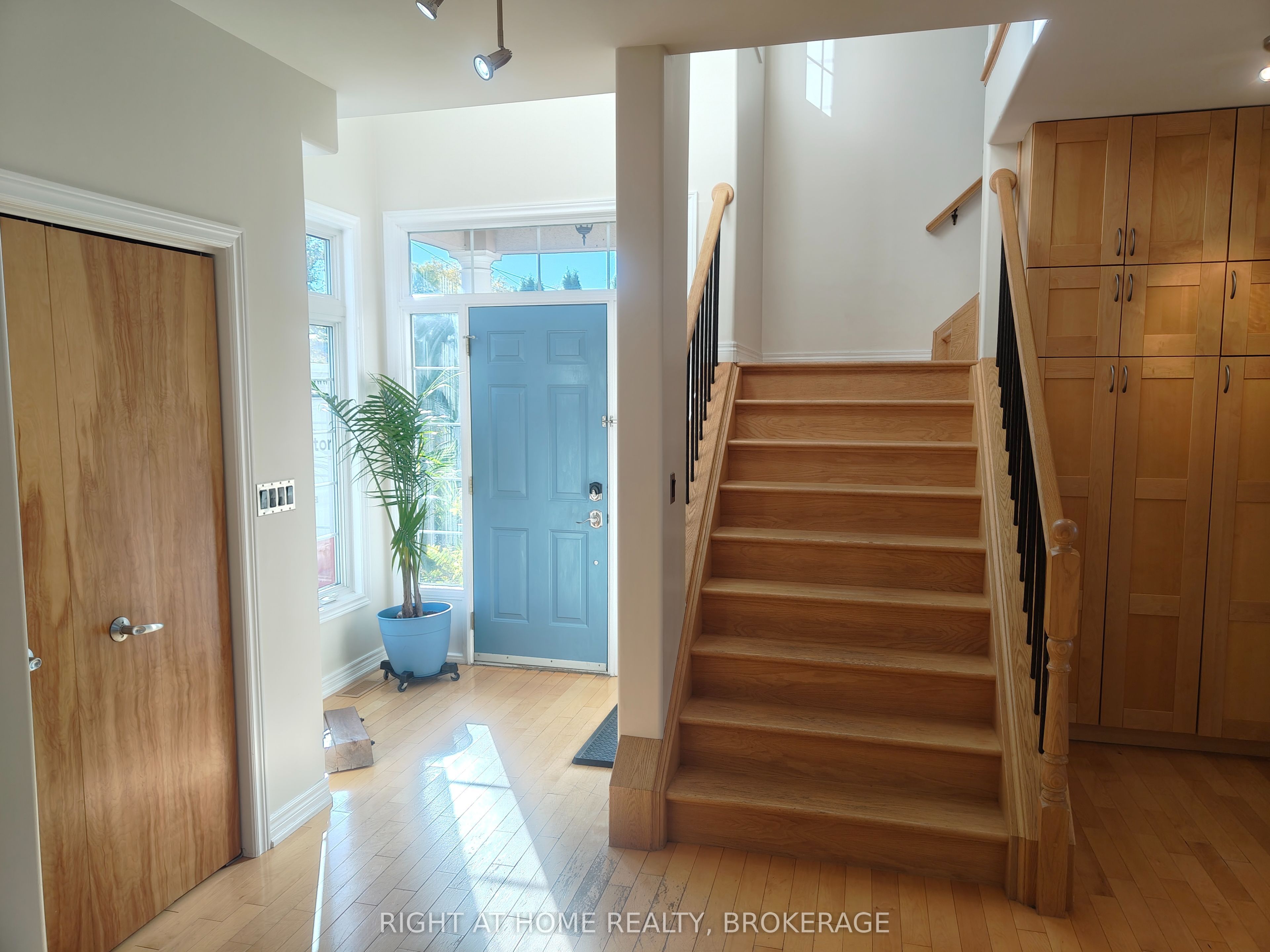 22 Ursula Avenue Property Photo 17