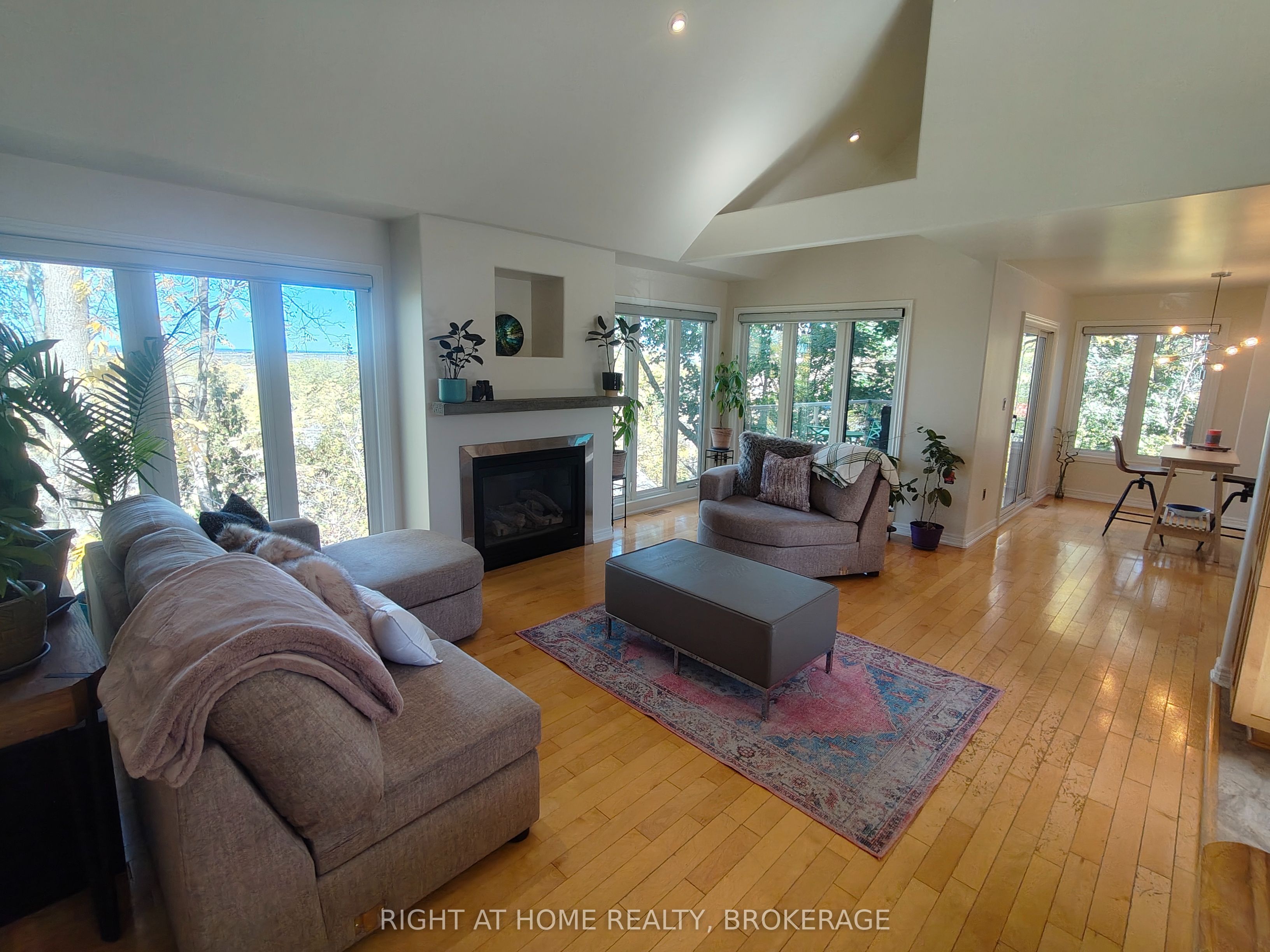 22 Ursula Avenue Property Photo 19