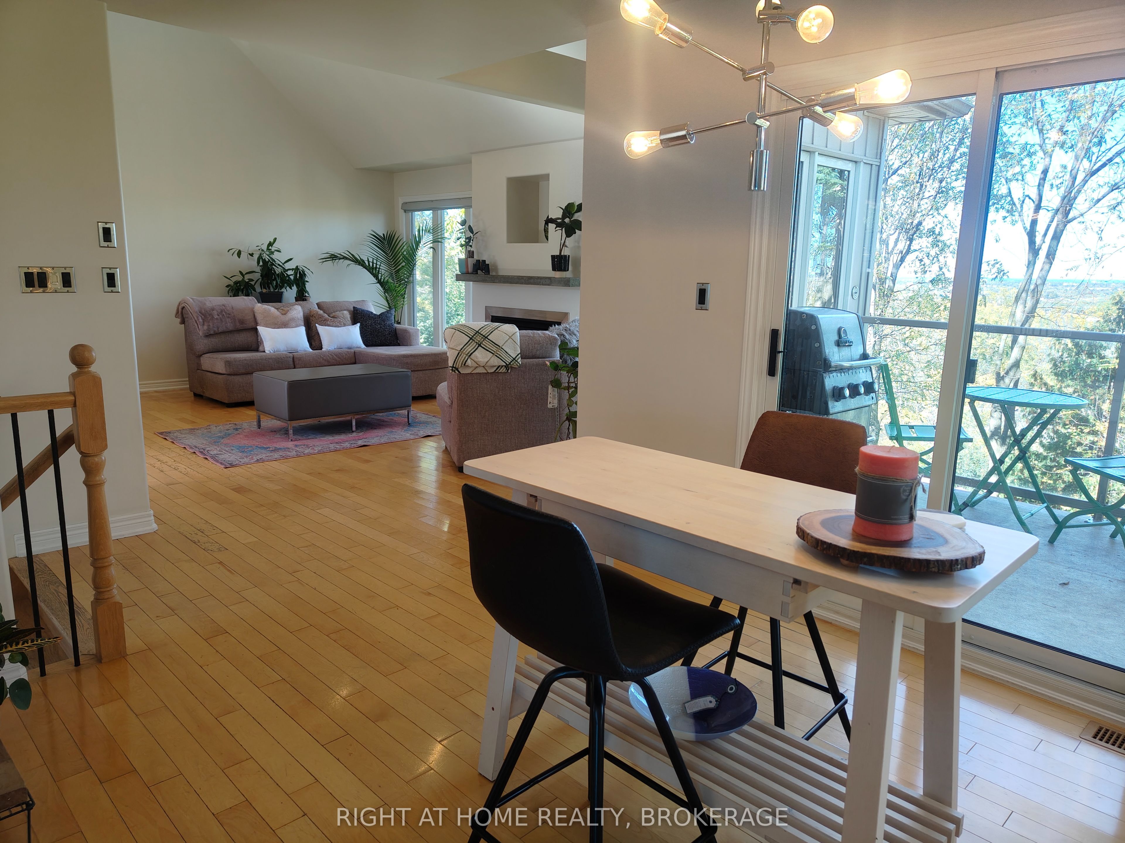 22 Ursula Avenue Property Photo 23