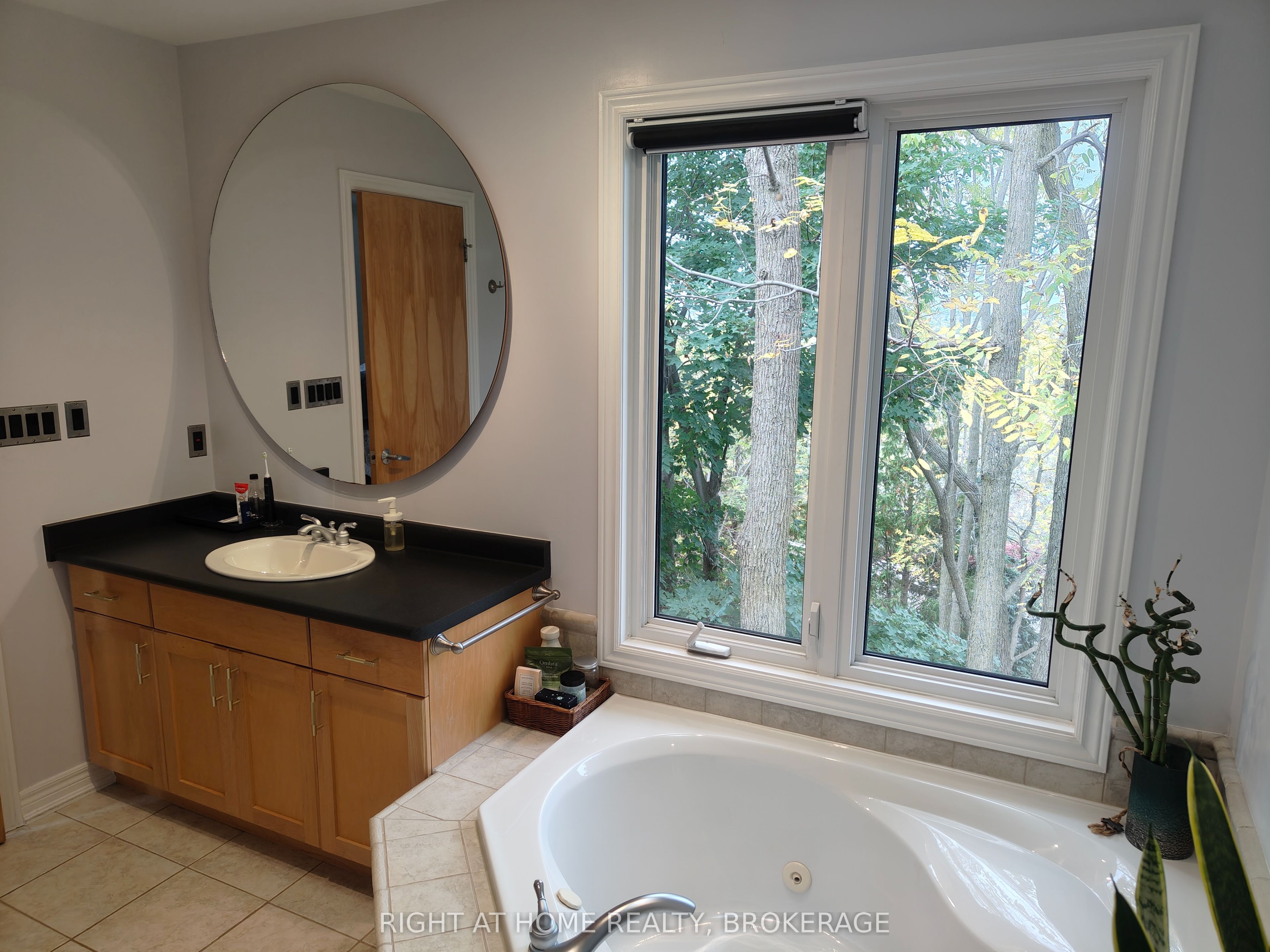 22 Ursula Avenue Property Photo 29