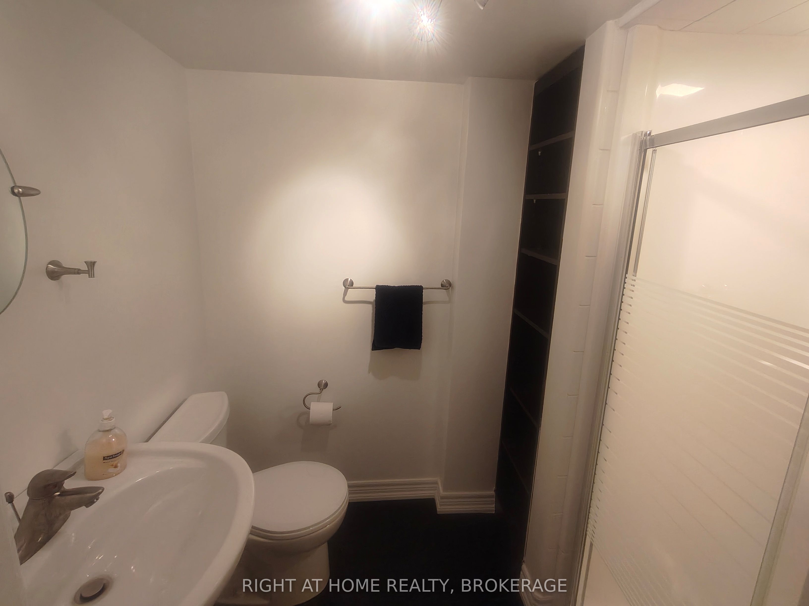 22 Ursula Avenue Property Photo 39