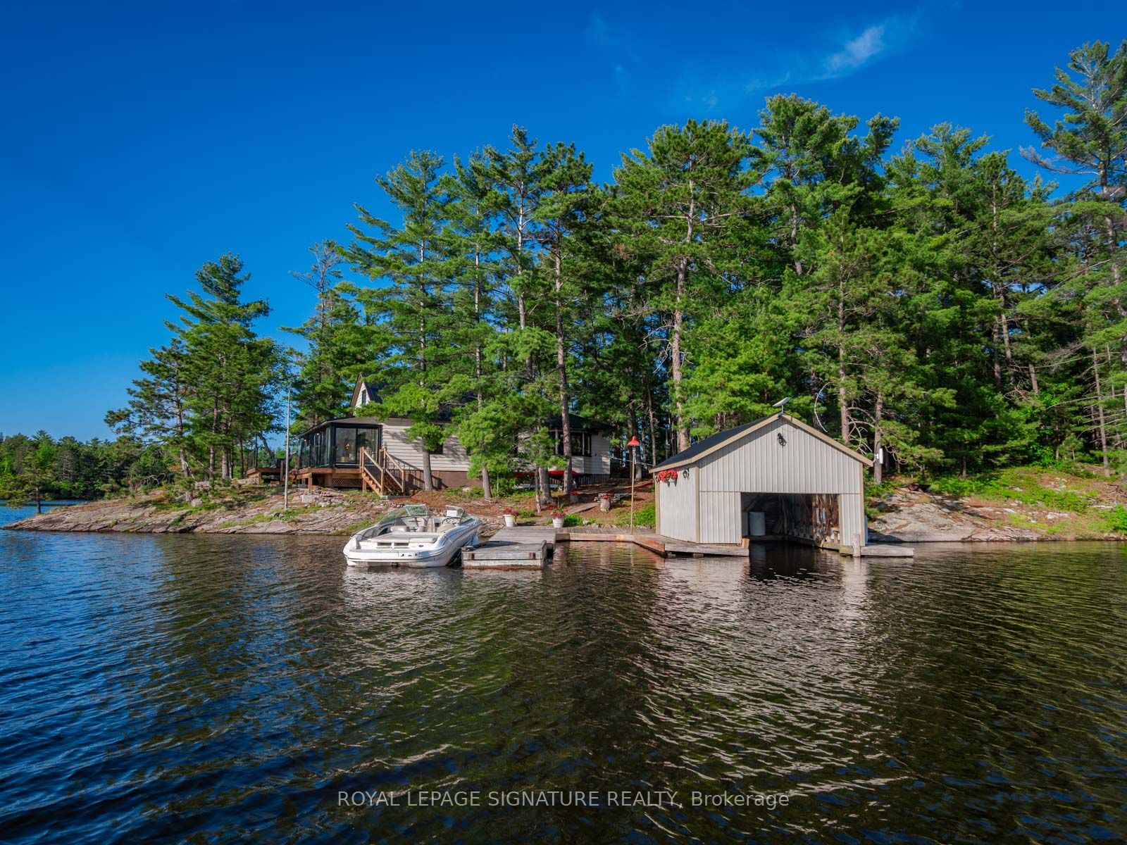2 Dad's Rest Island Property Photo 4