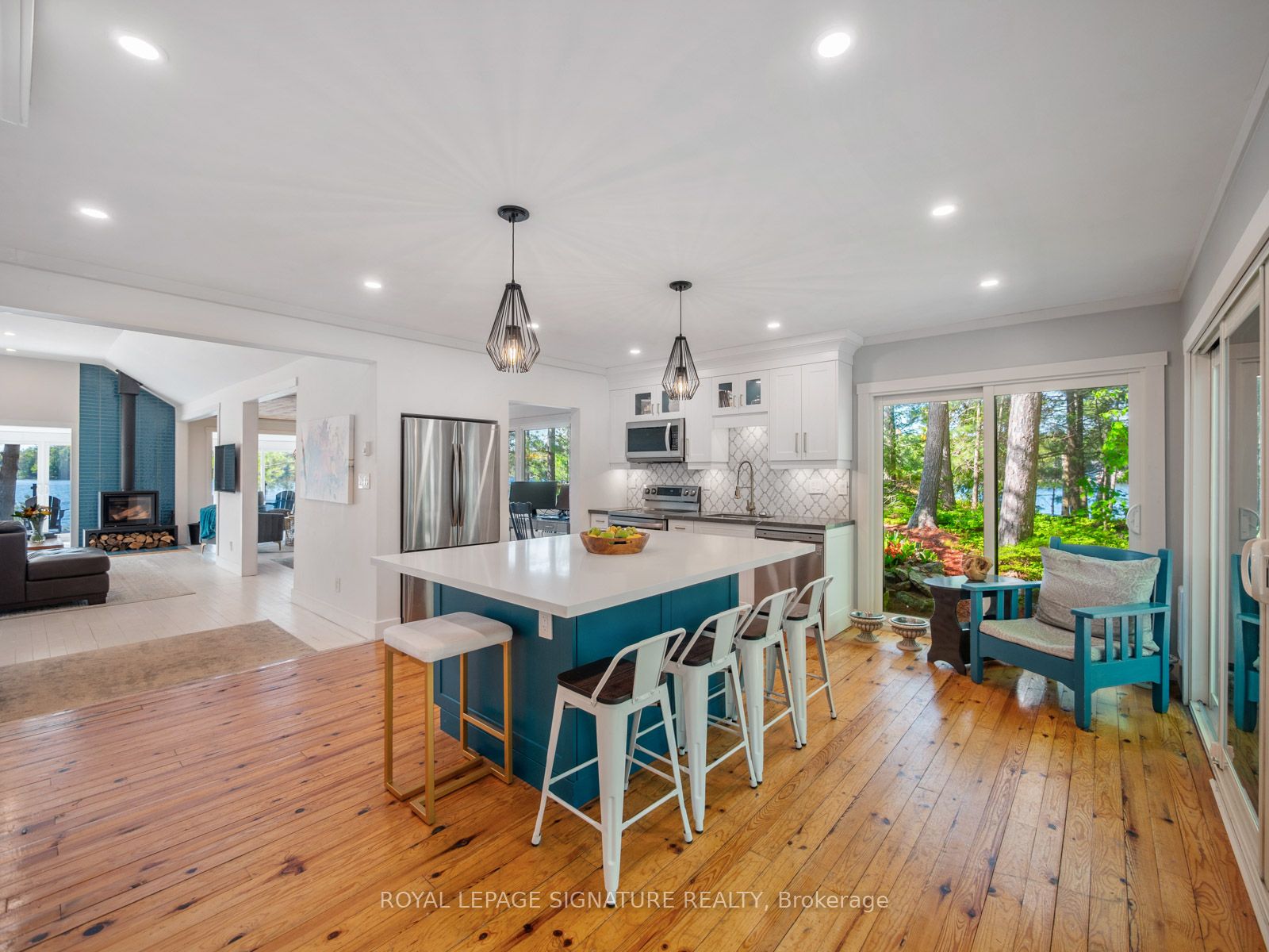 2 Dad's Rest Island Property Photo 6