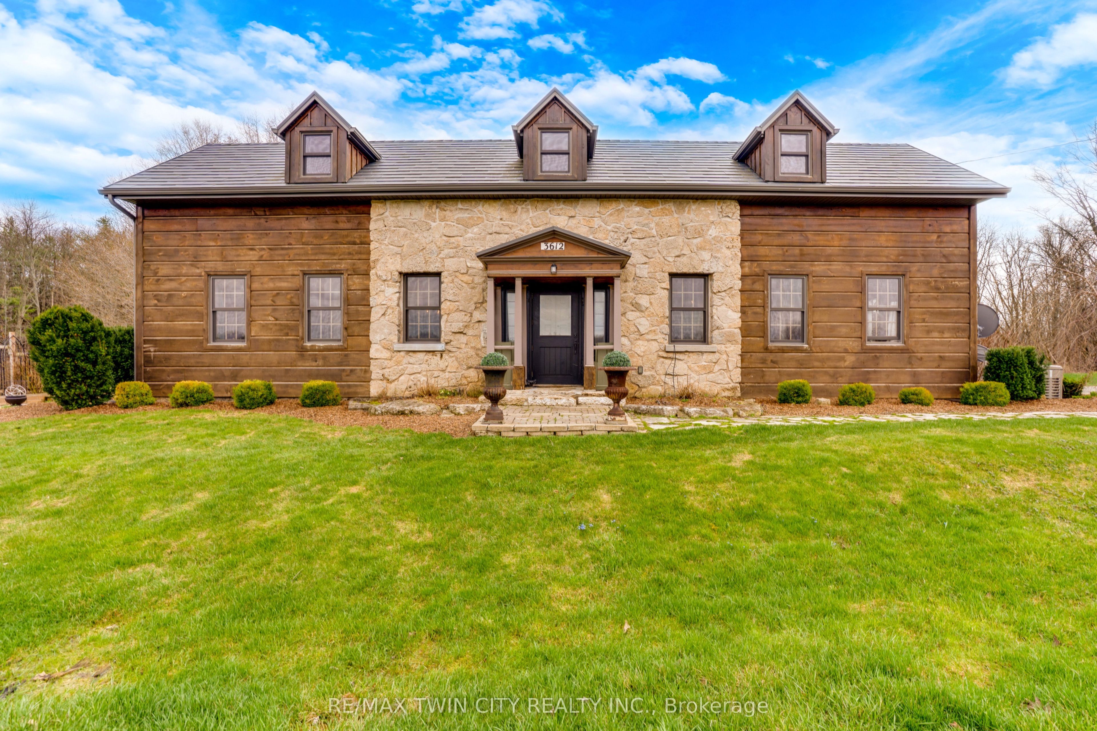 3612 Indian Trail Property Photo 3