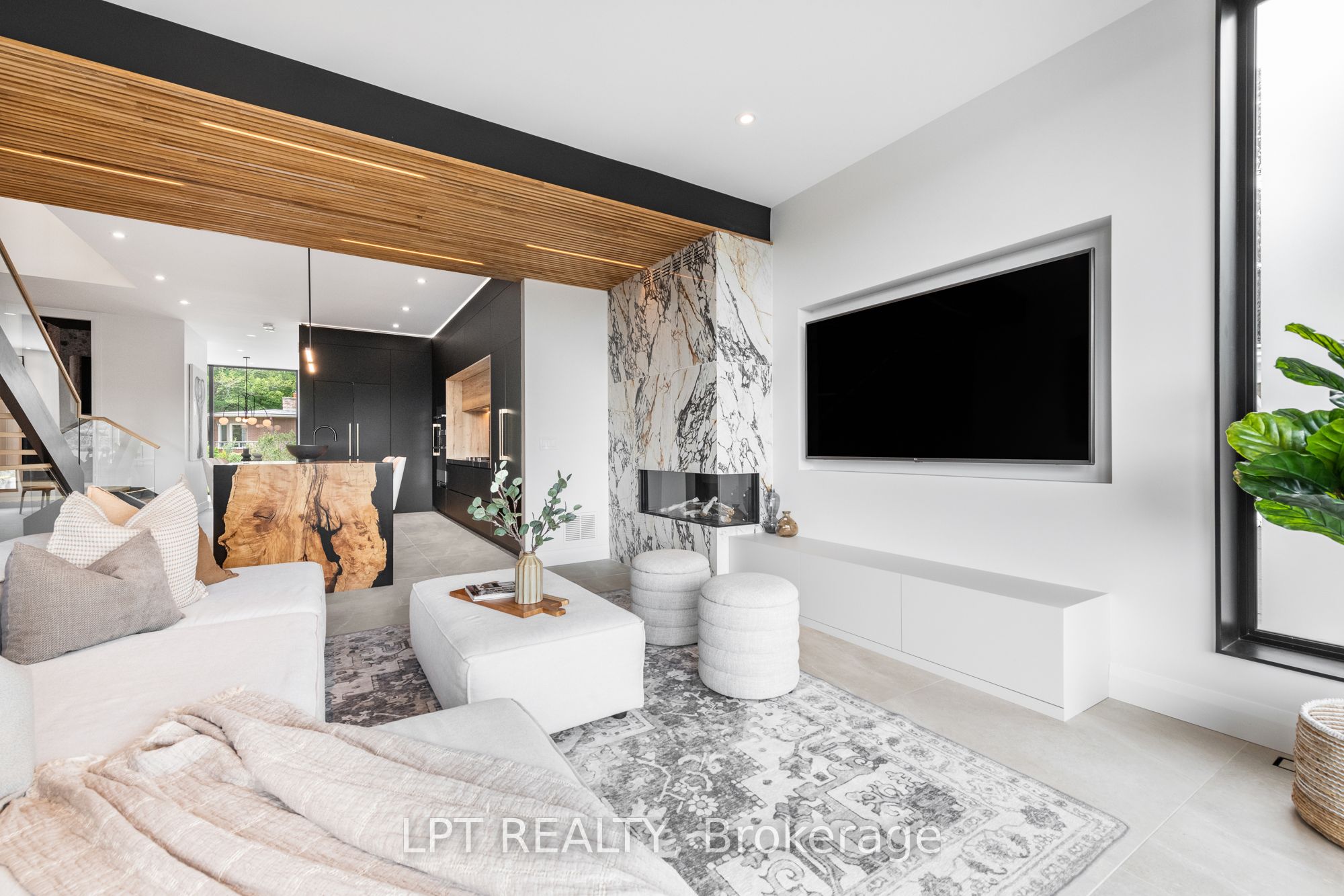 322 Perrier Avenue Property Photo 17