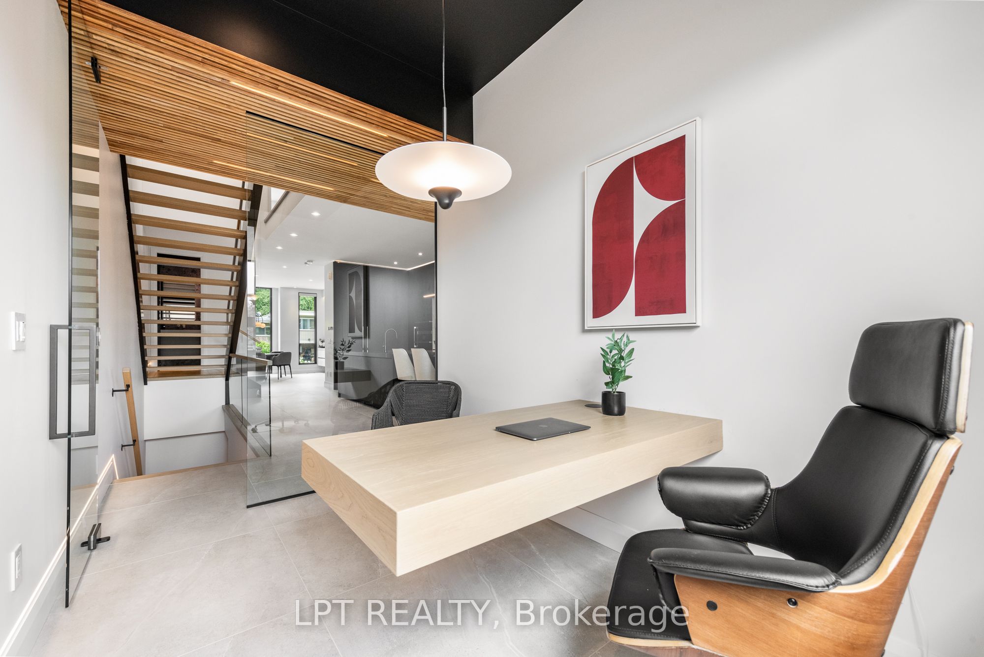 322 Perrier Avenue Property Photo 19