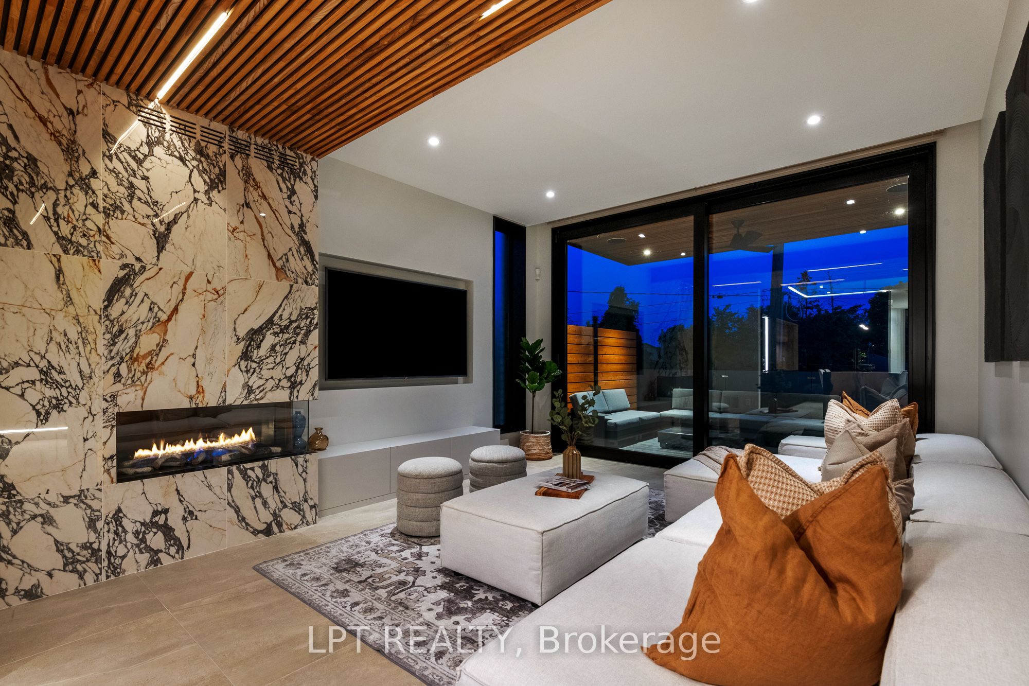 322 Perrier Avenue Property Photo 46