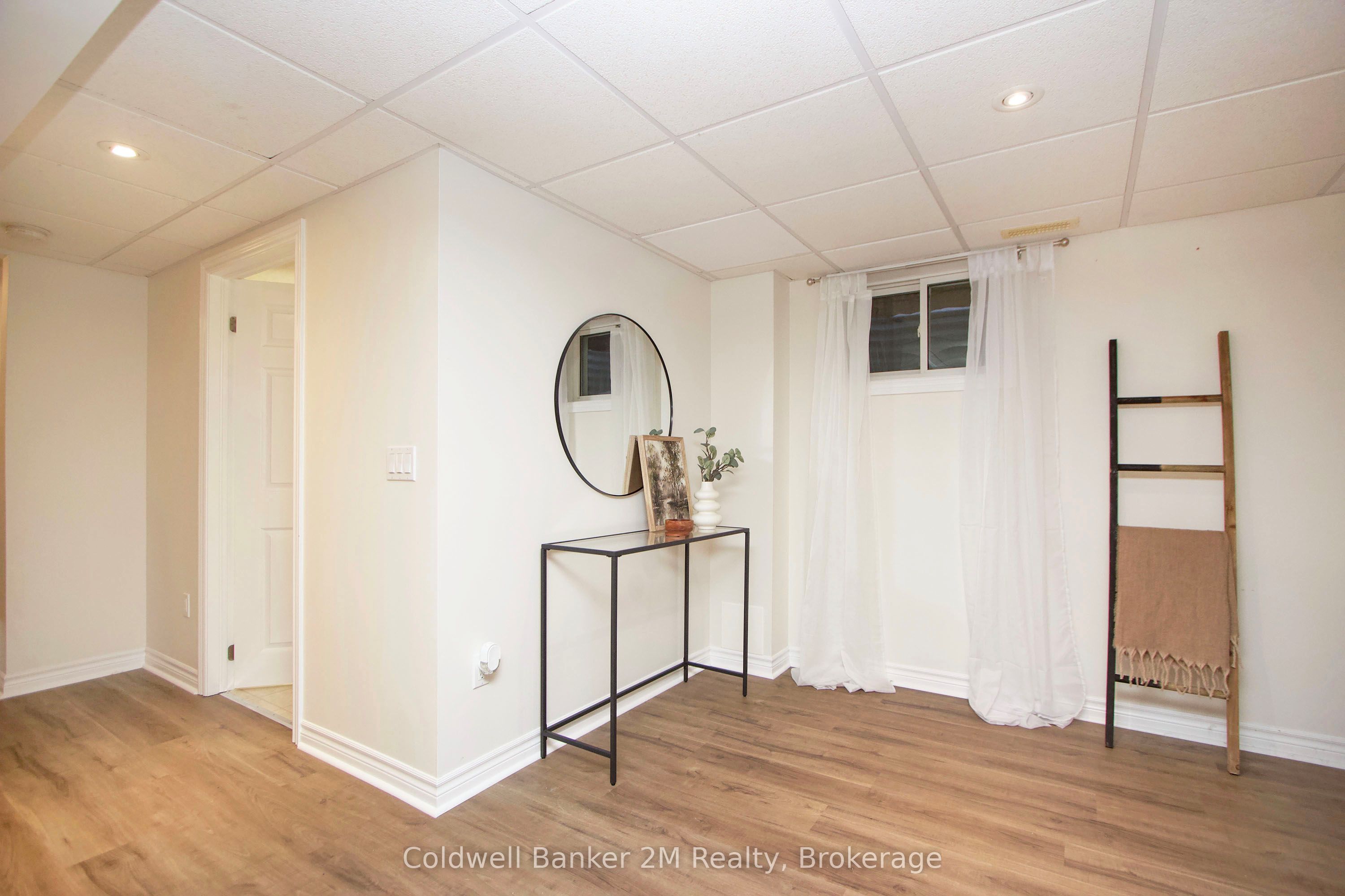 812 Burnham Street Property Photo 28