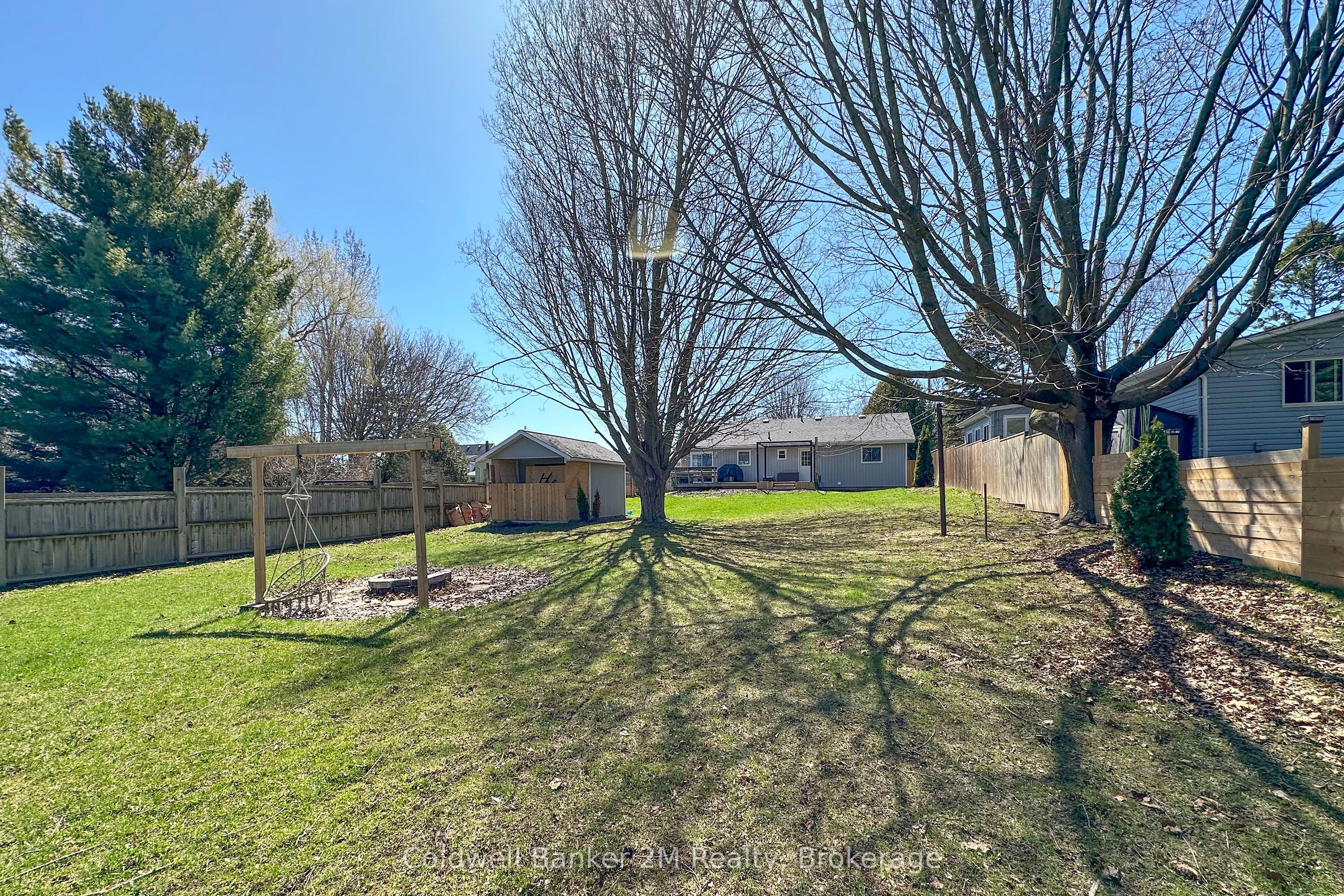 812 Burnham Street Property Photo 35