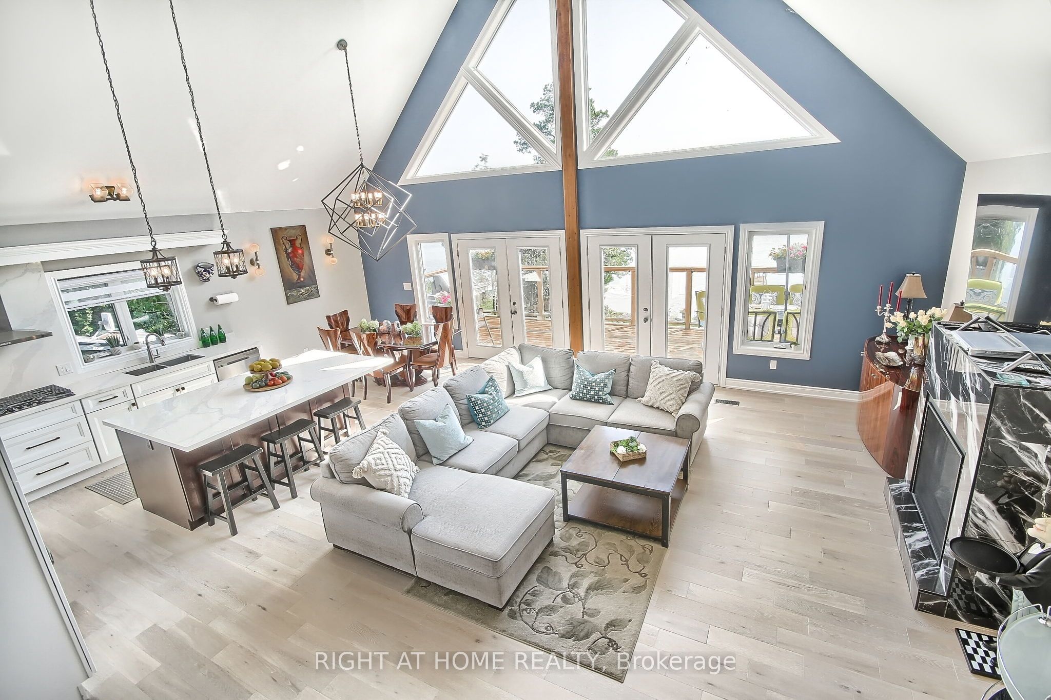 26 Beach Road Property Photo 8