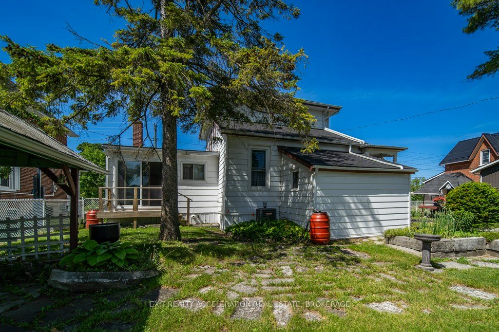 235 East Street Property Photo 33
