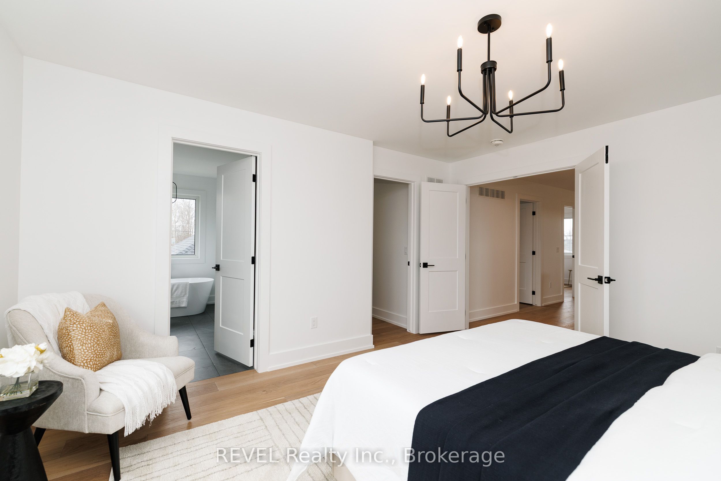 1129 Dipietro Street Property Photo 19