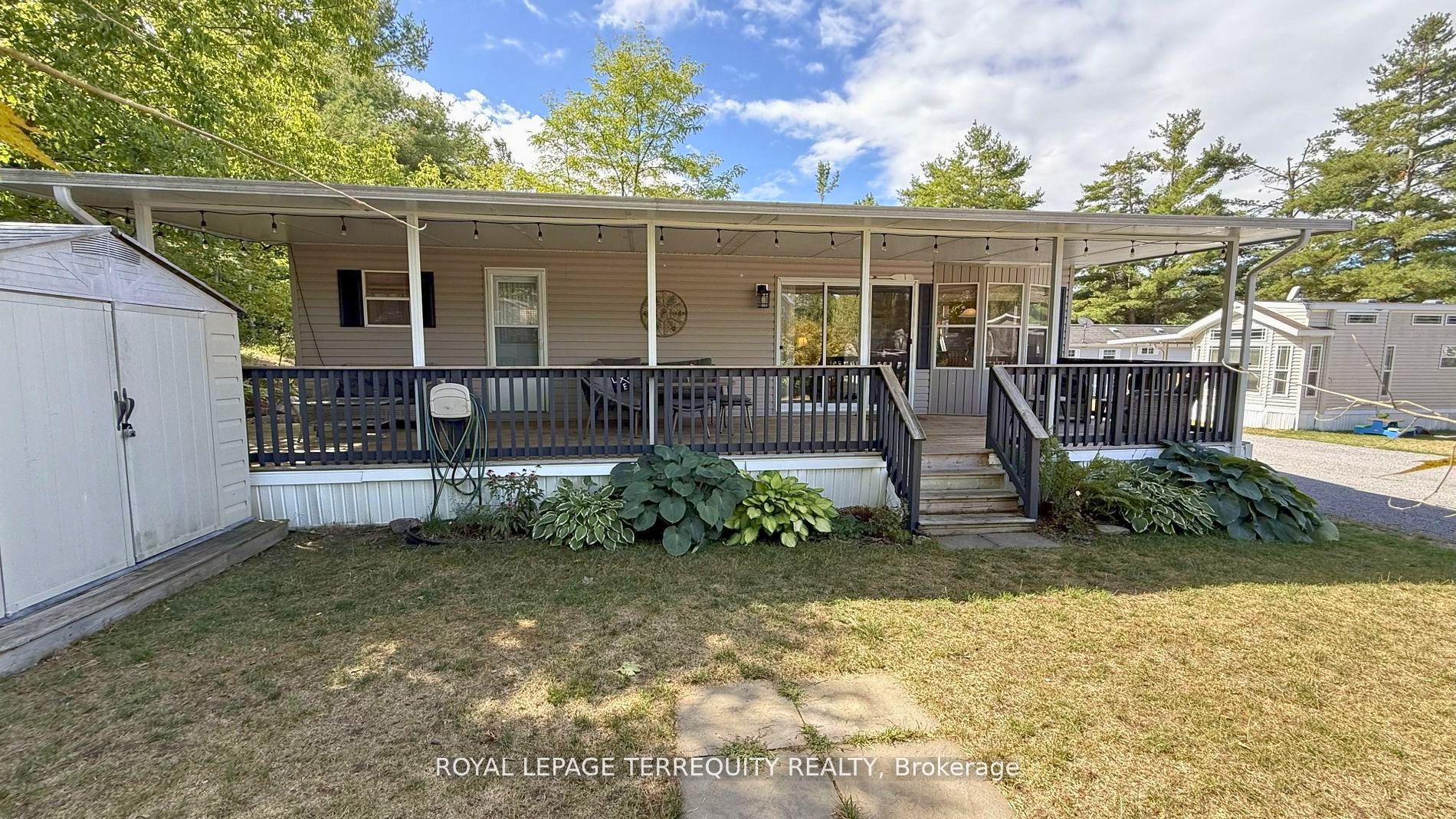 328 Rockview Property Photo 1