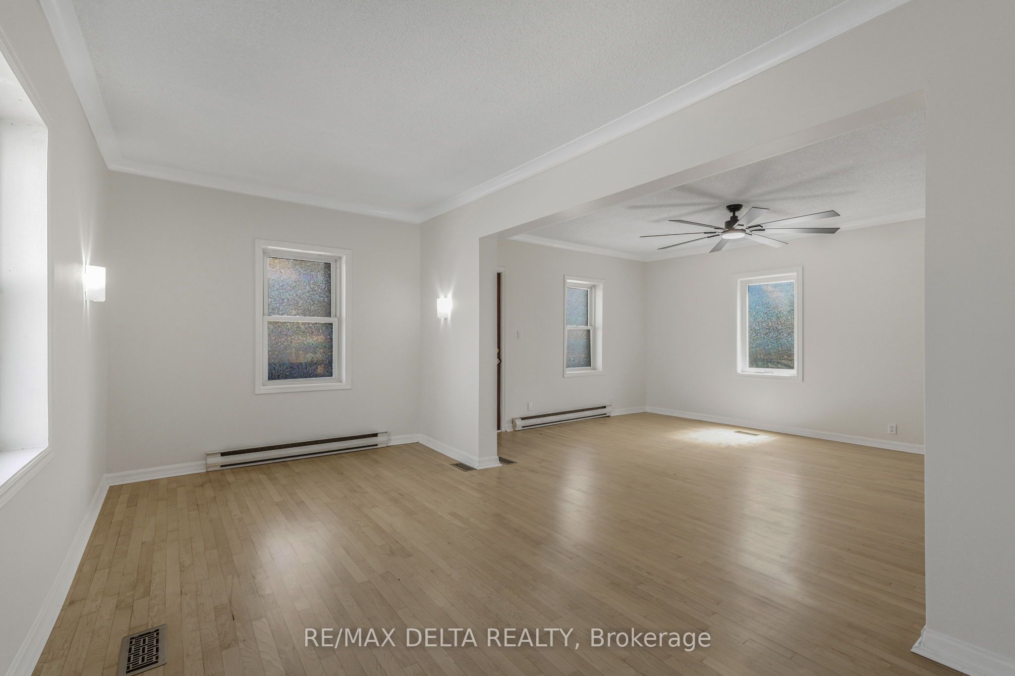 3668 Champlain Street Property Photo 20