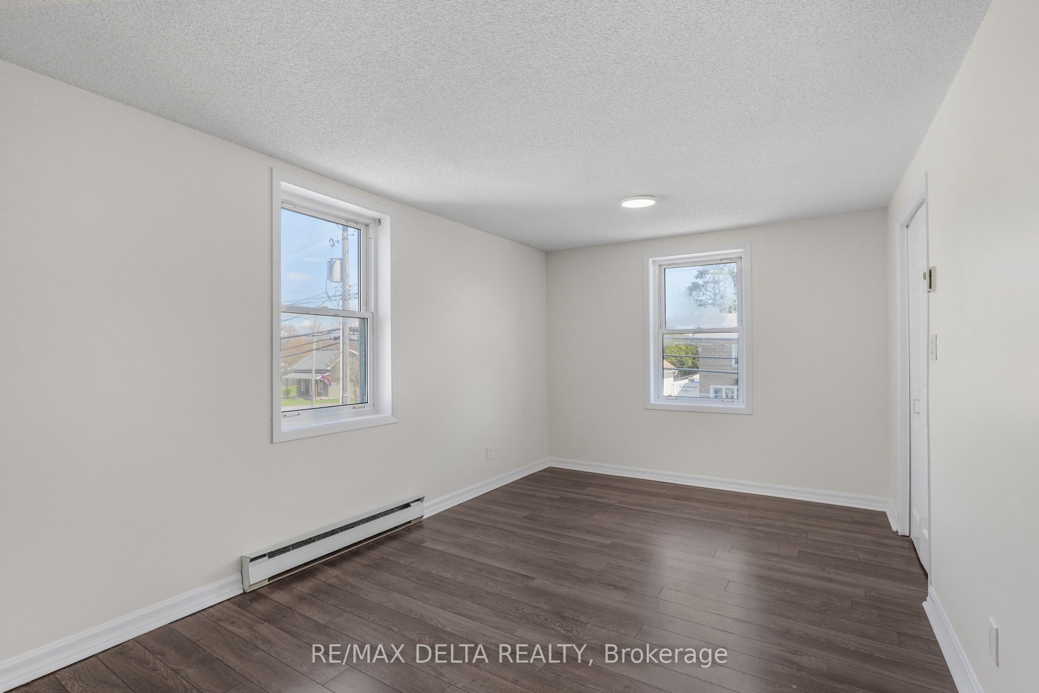 3668 Champlain Street Property Photo 22