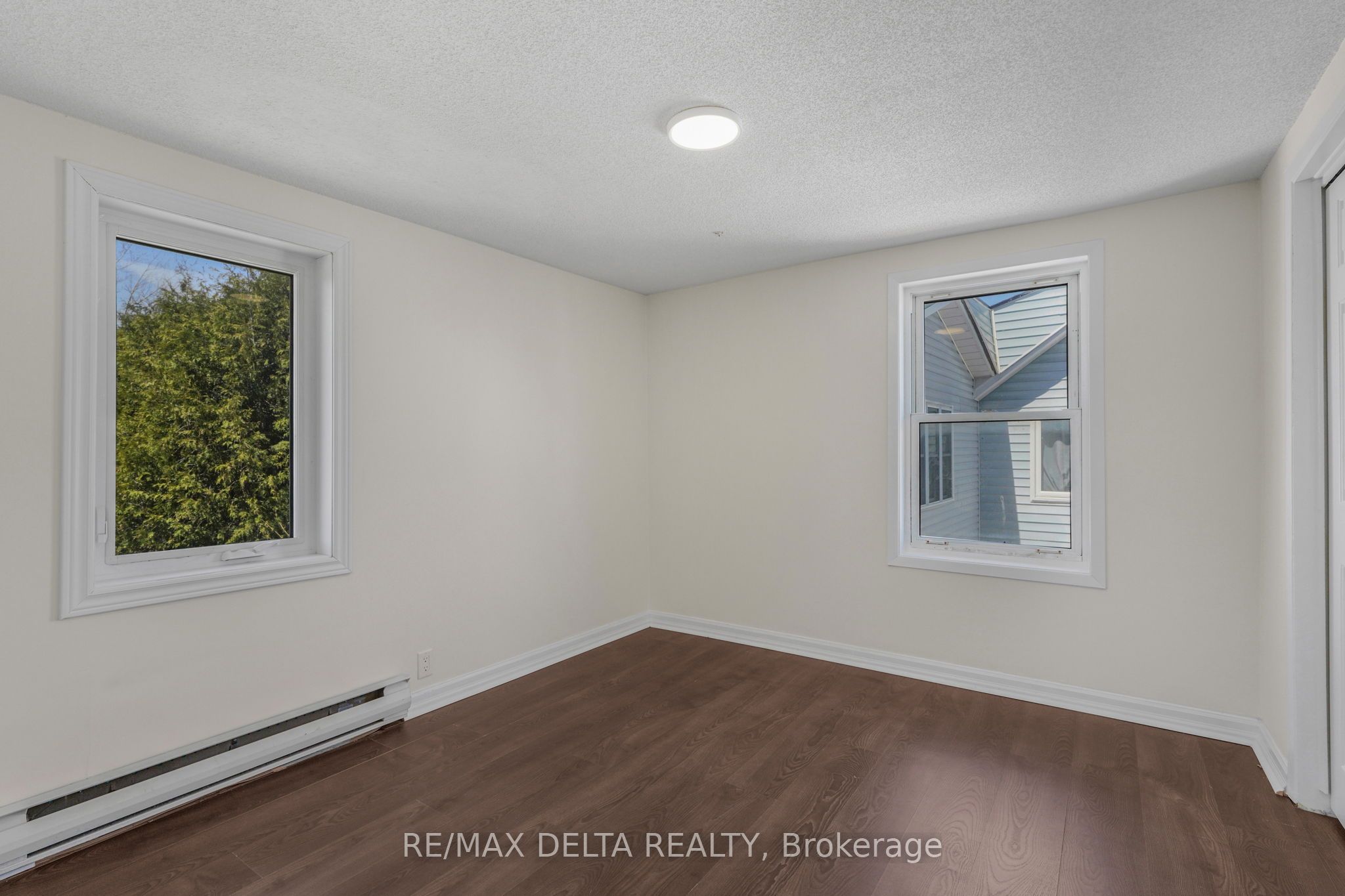 3668 Champlain Street Property Photo 25