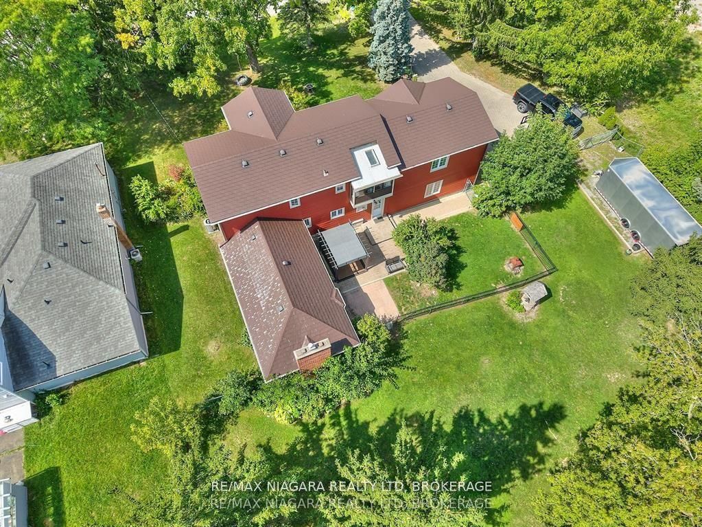 7060 Garner Road Property Photo 1