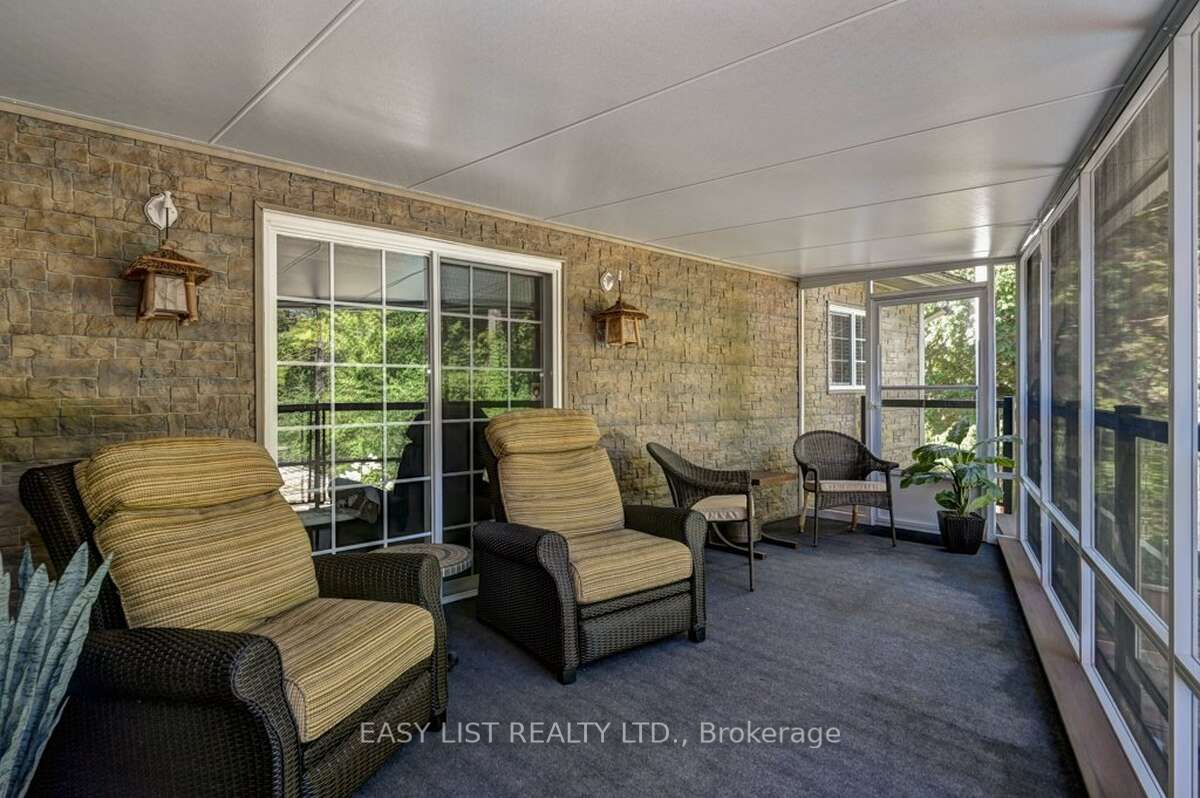 527 River Road Property Photo 14