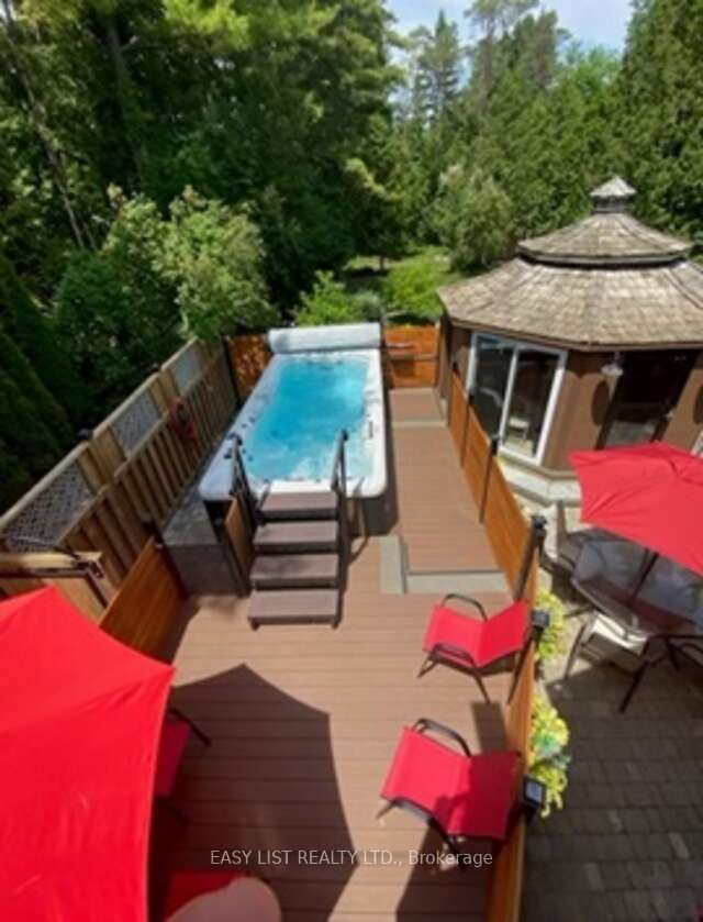 527 River Road Property Photo 15