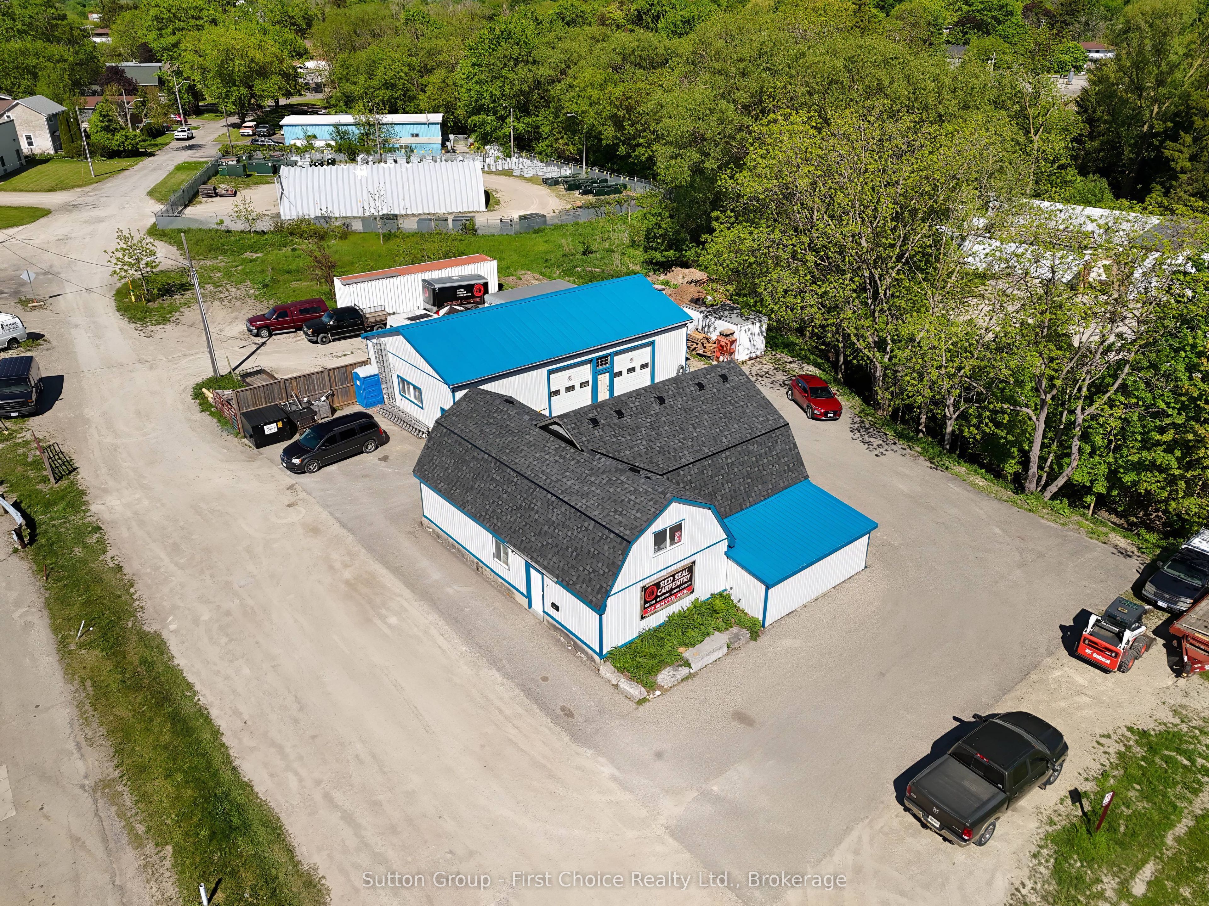 77 Whyte Avenue Property Photo 12