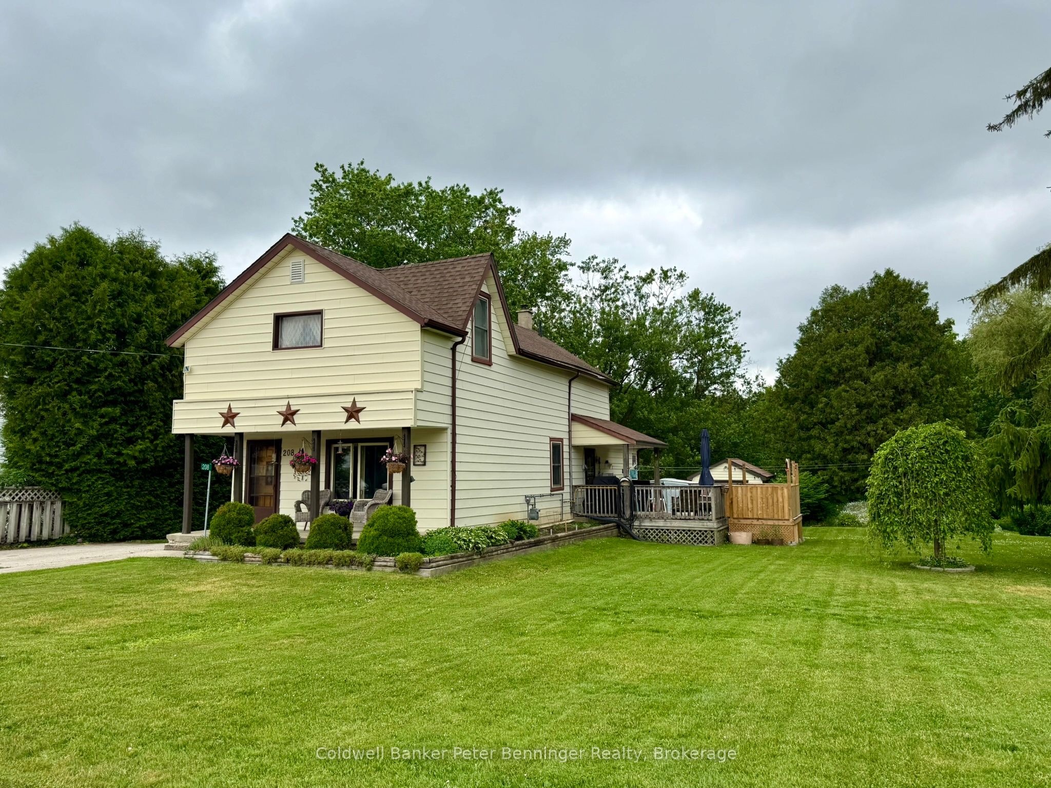 208 Council Road Property Photo 3