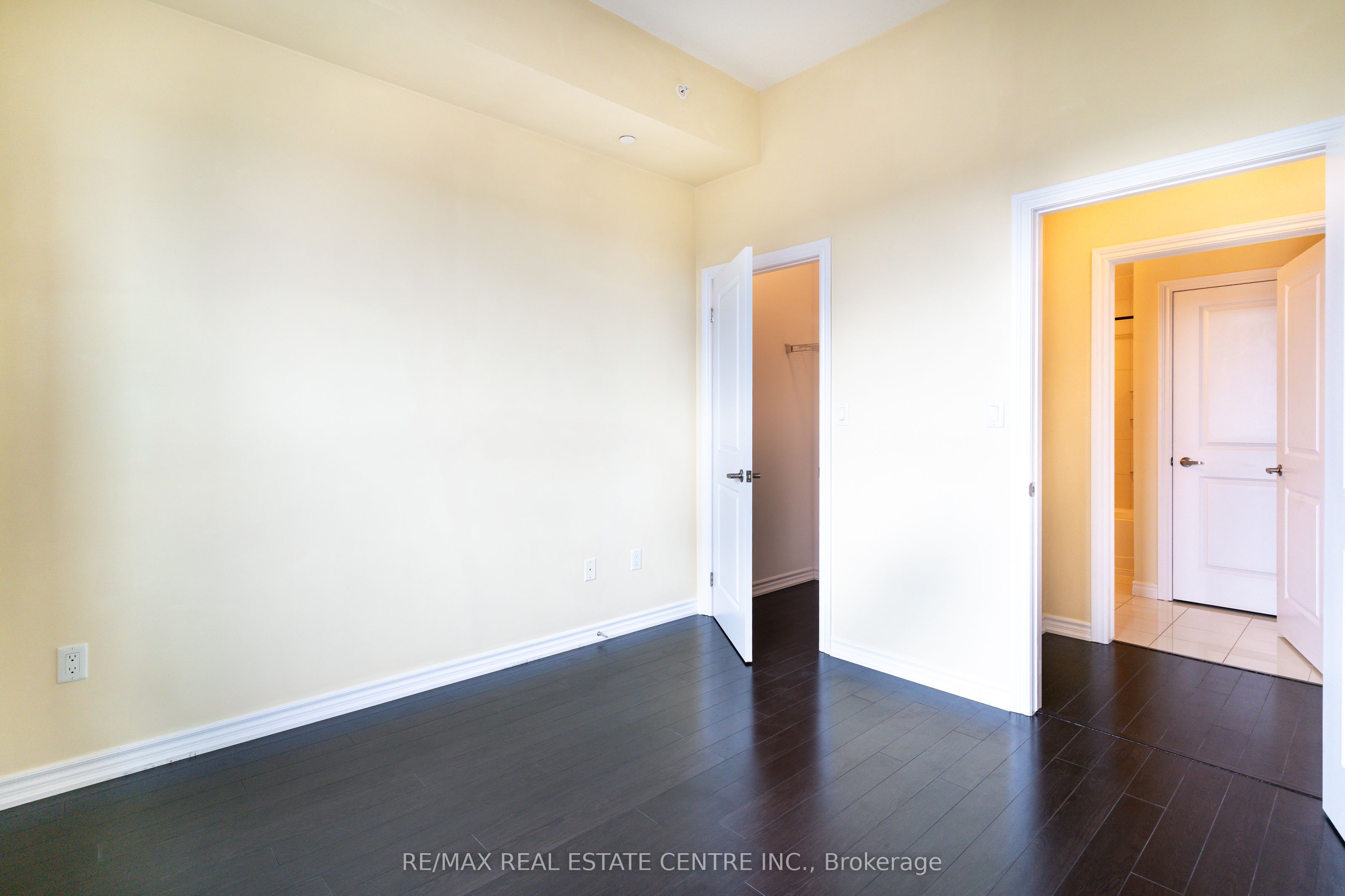 35 Southshore Crescent 413 Property Photo 14