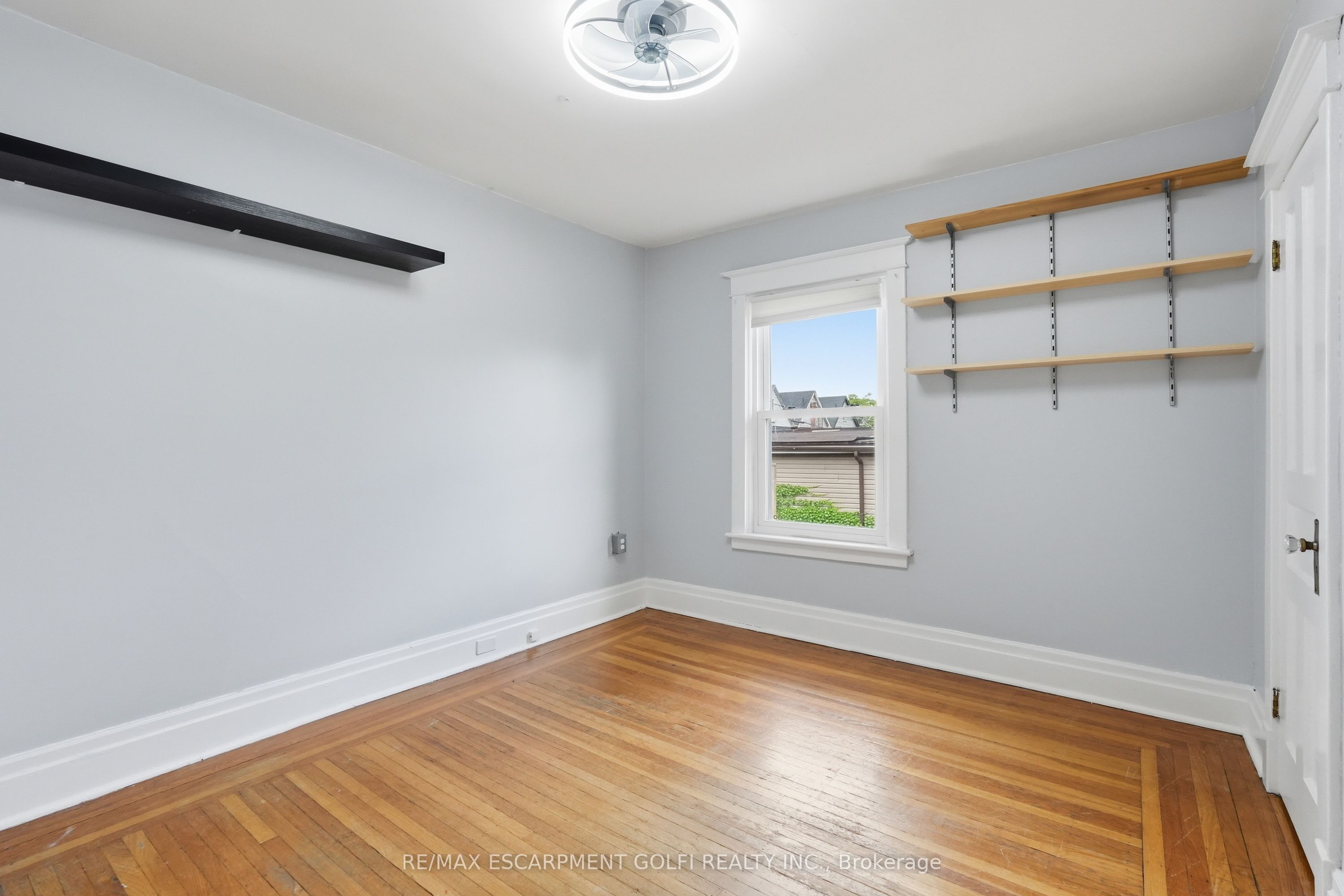 71 Aikman Avenue Property Photo 14