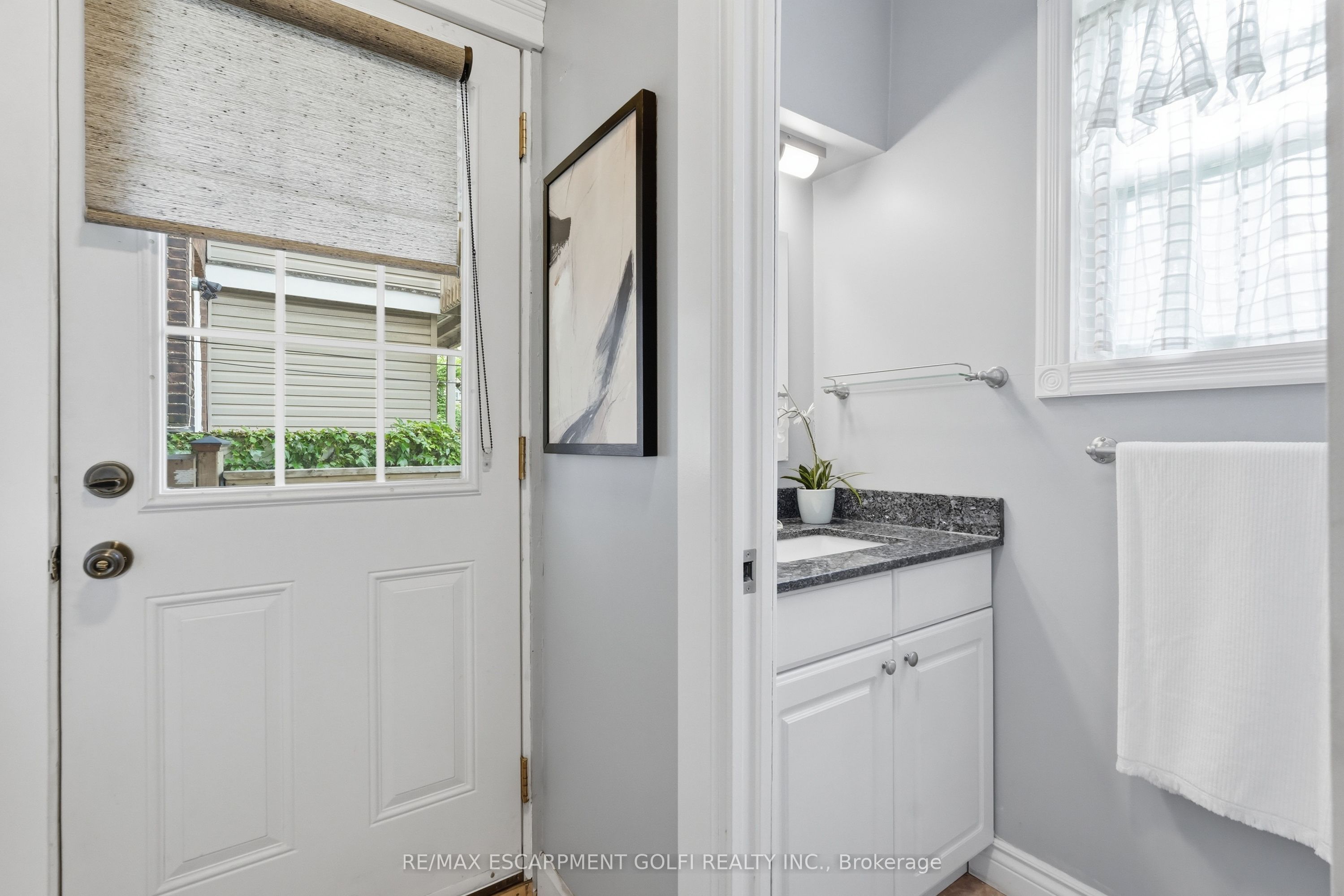 71 Aikman Avenue Property Photo 18