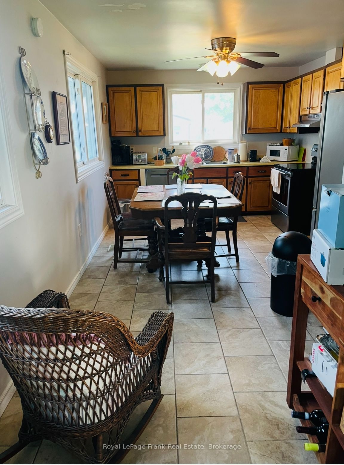438 Rose Avenue Property Photo 6