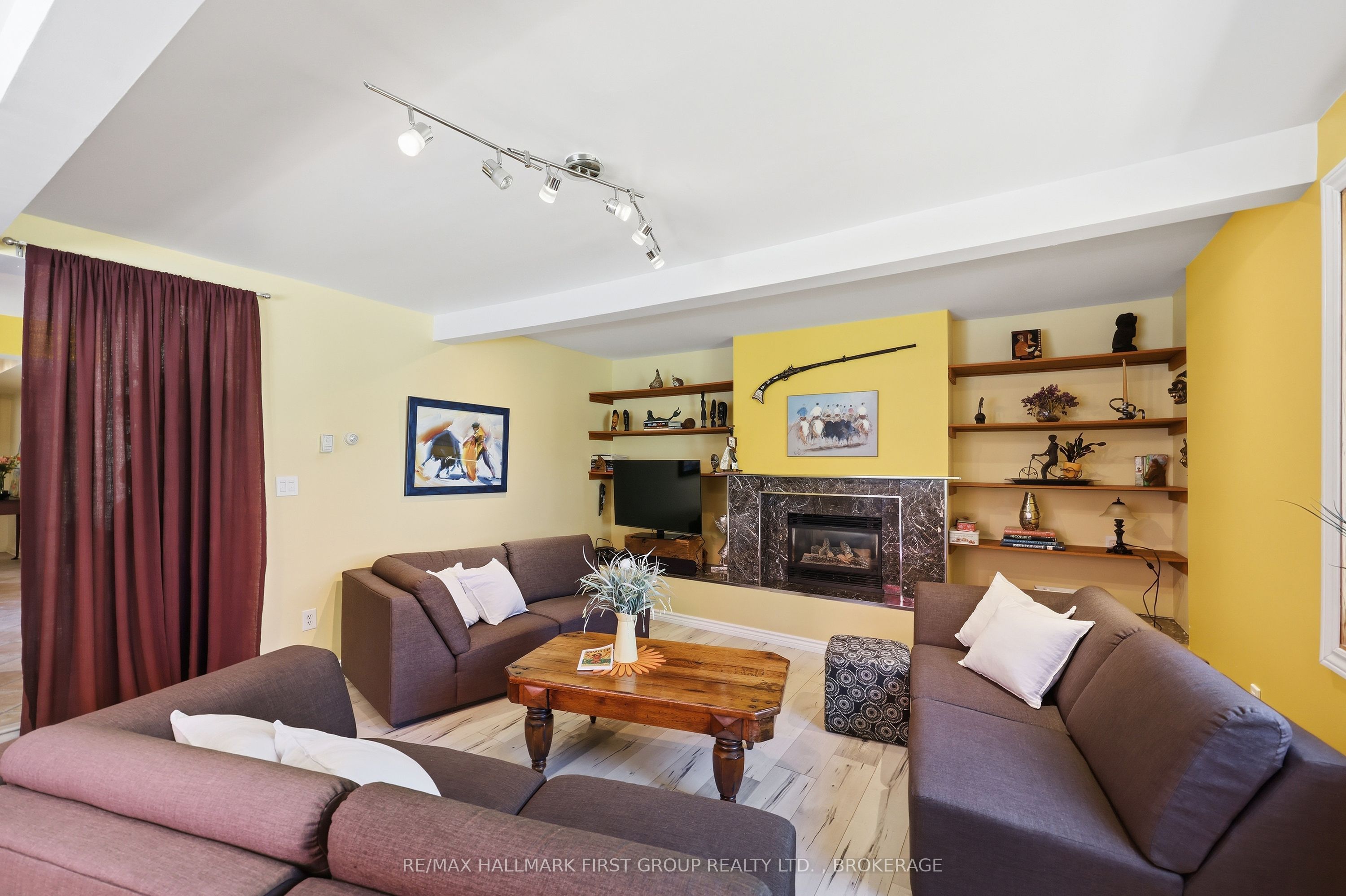 19 Dedrick Drive Property Photo 11