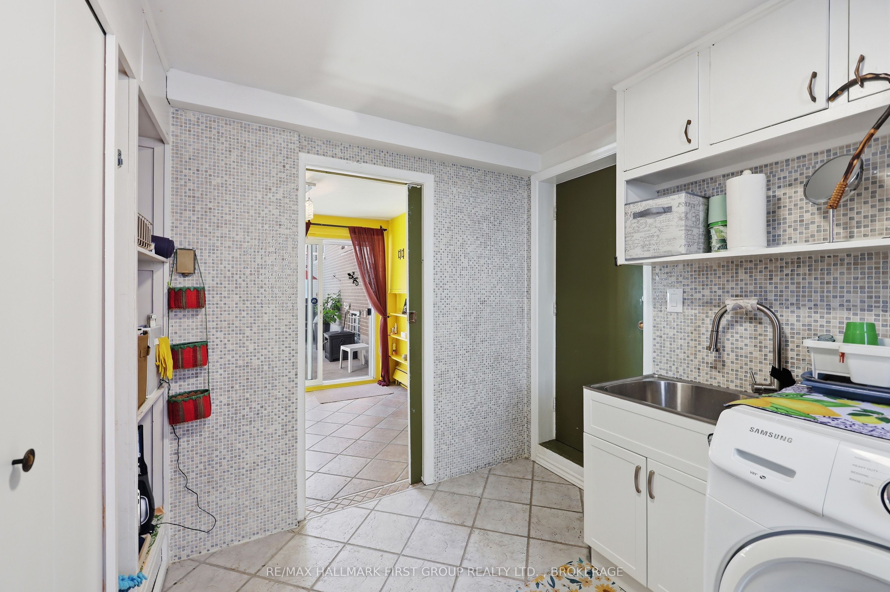 19 Dedrick Drive Property Photo 13