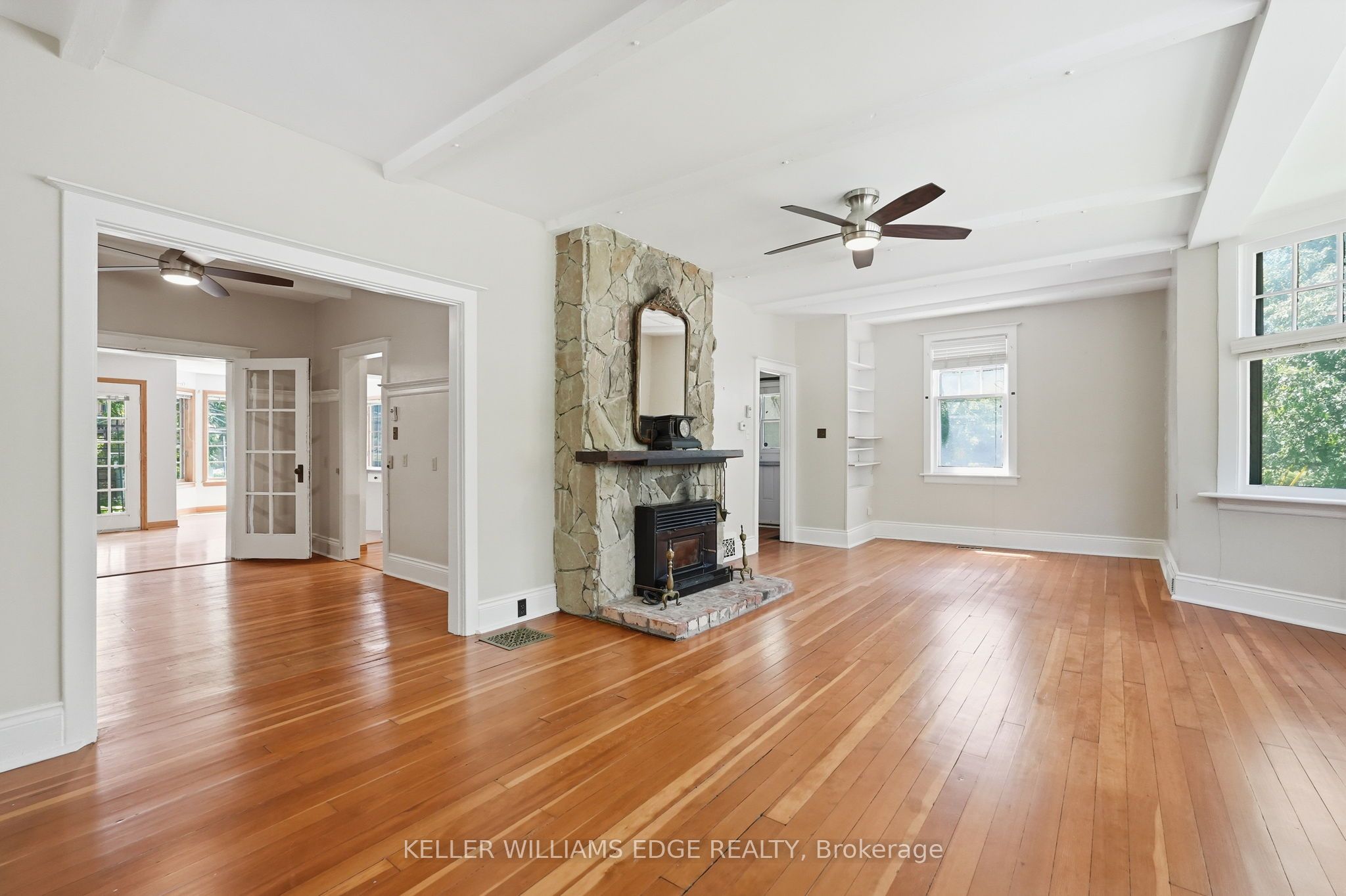 3 Ancaster Street E Property Photo 14