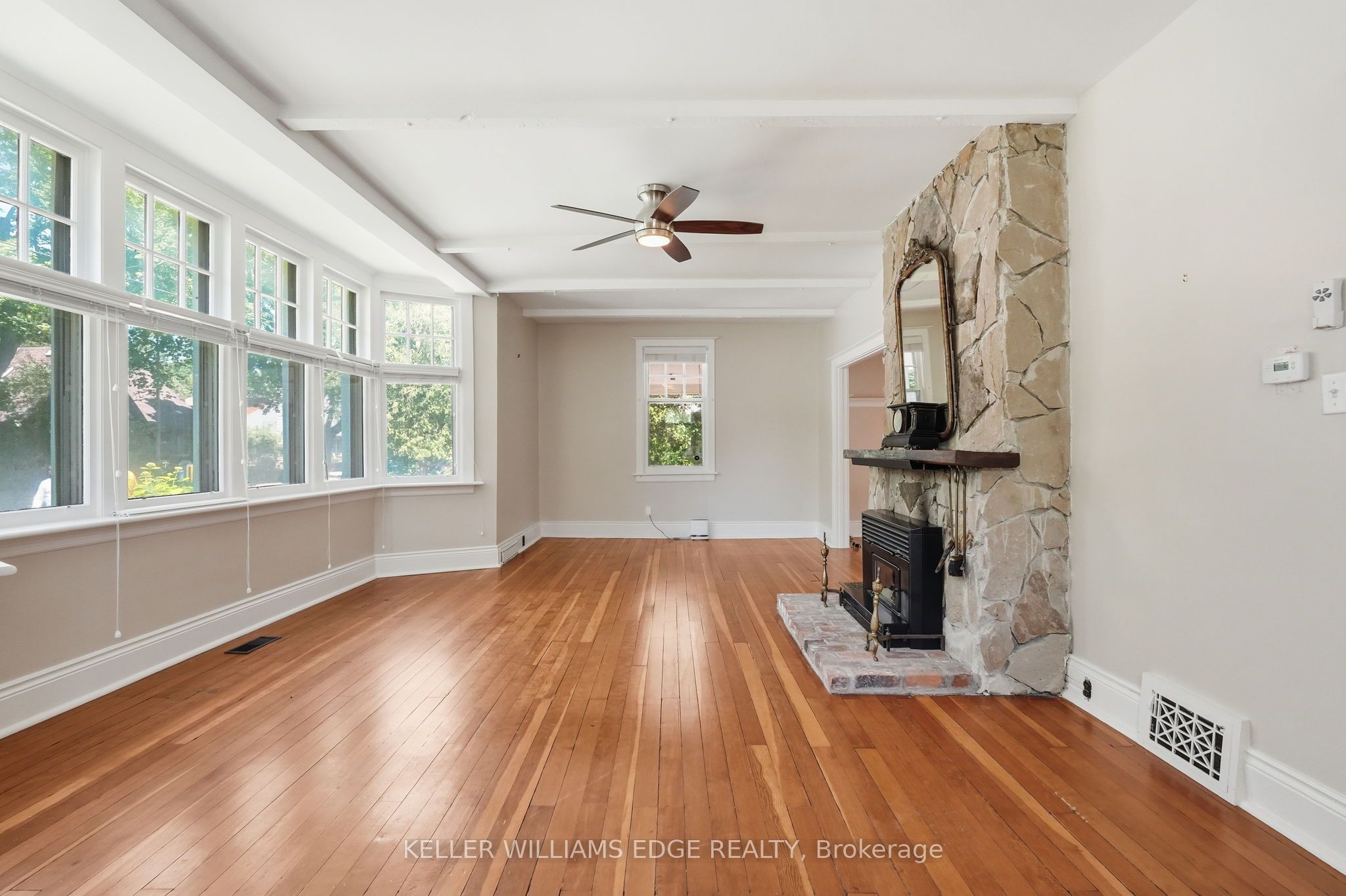 3 Ancaster Street E Property Photo 16