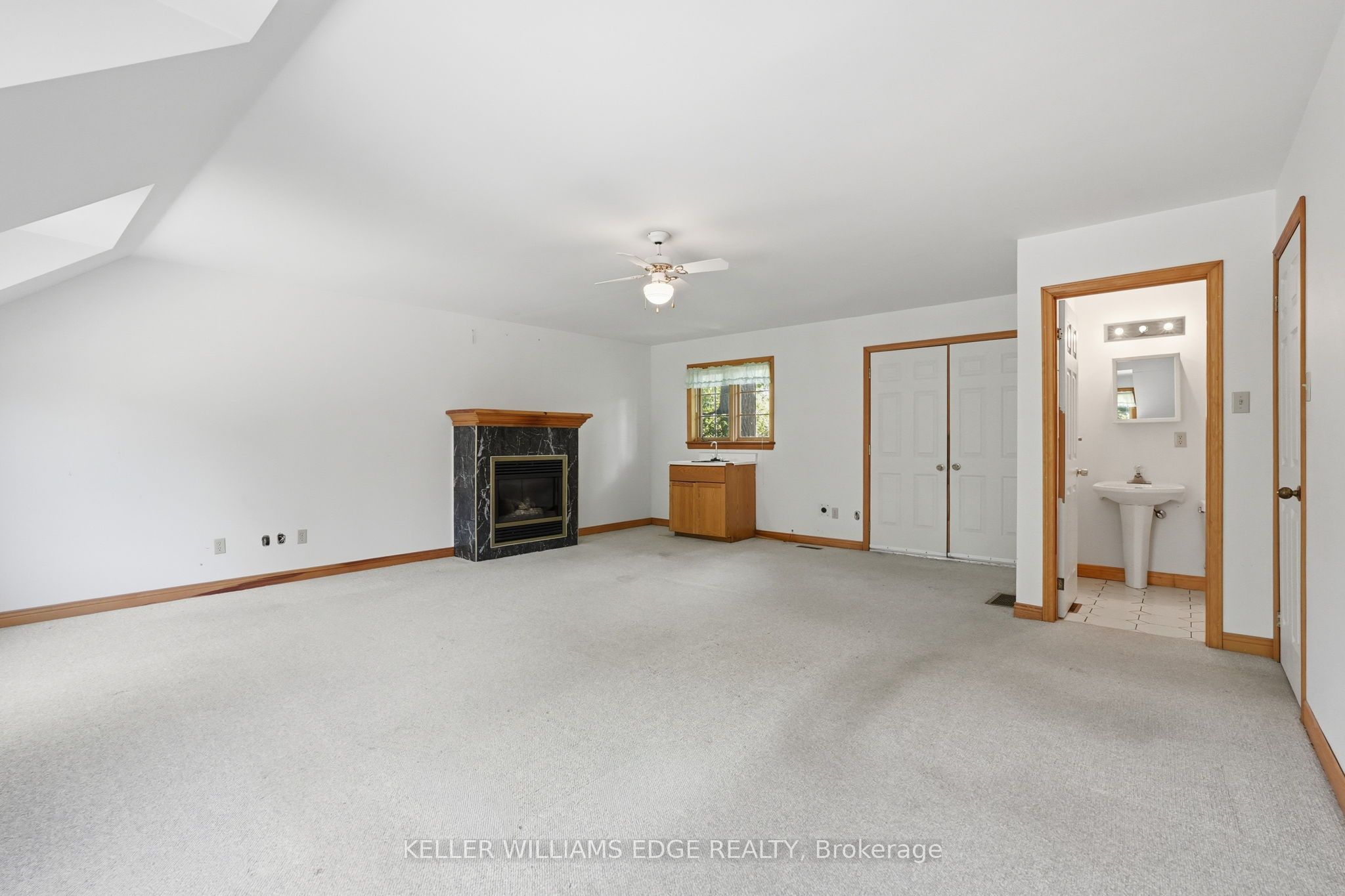3 Ancaster Street E Property Photo 22