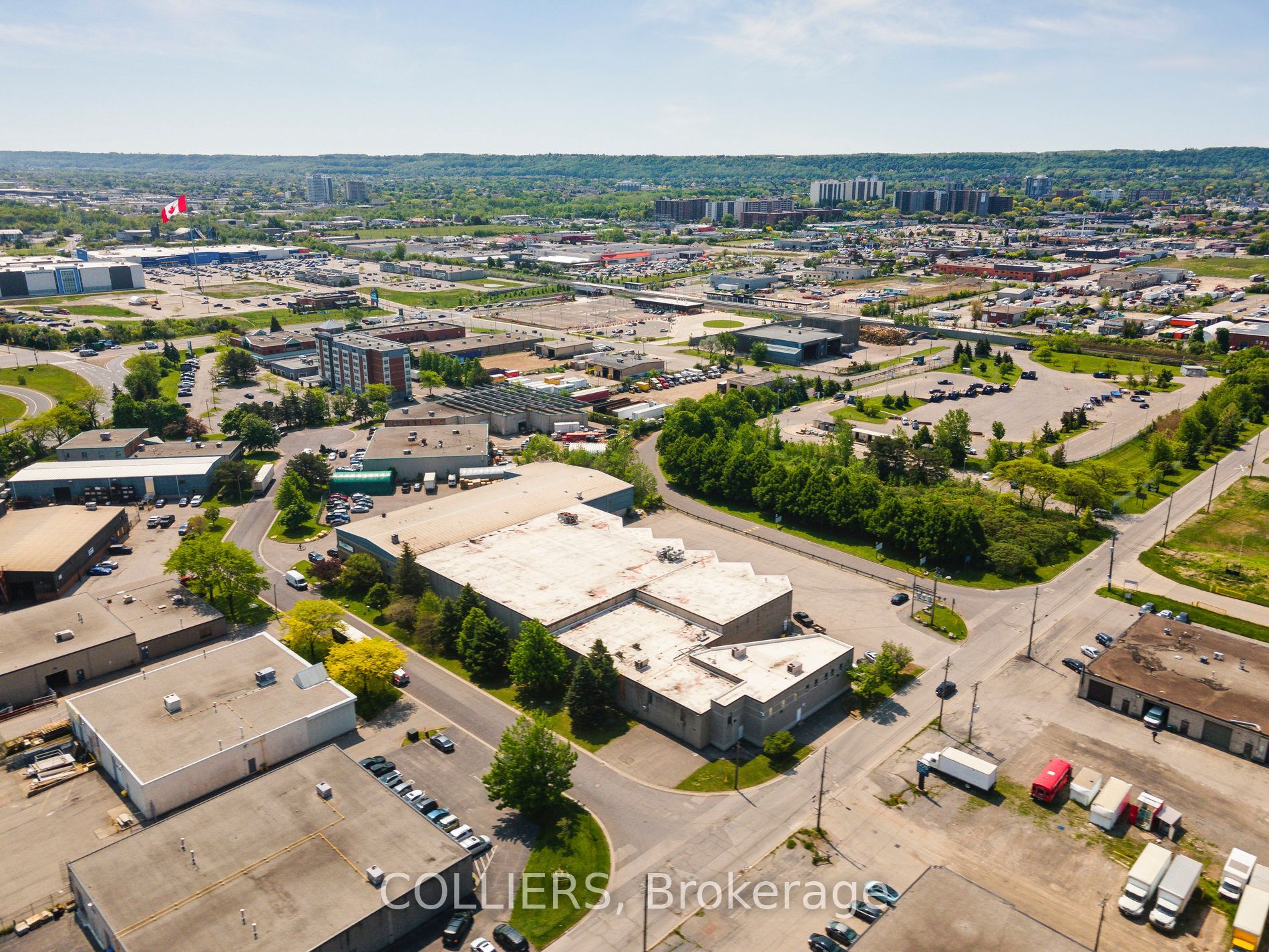 504 Kenora Avenue Property Photo 3