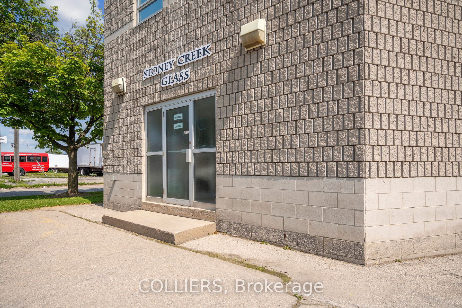 504 Kenora Avenue Property Photo 5