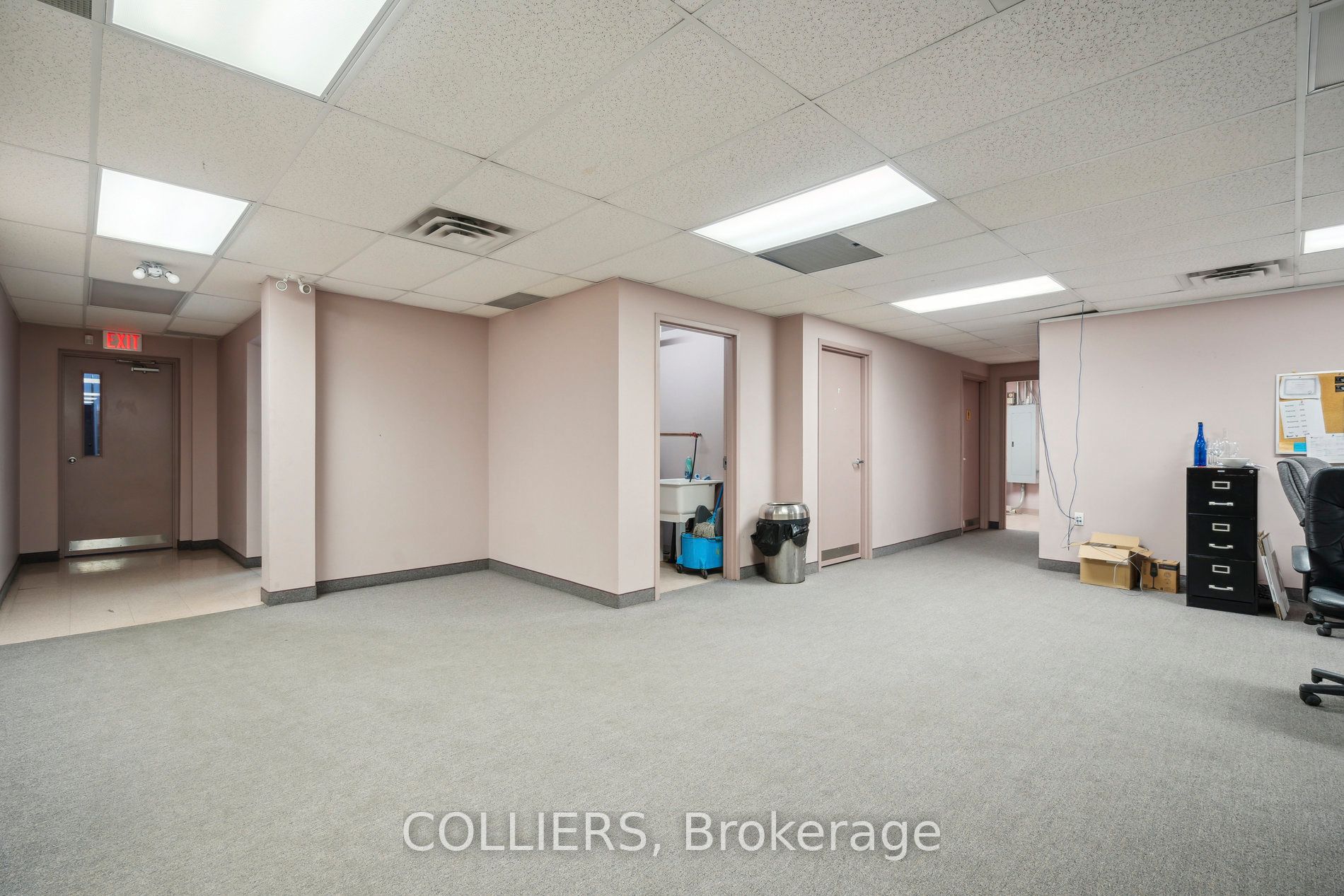 504 Kenora Avenue Property Photo 7