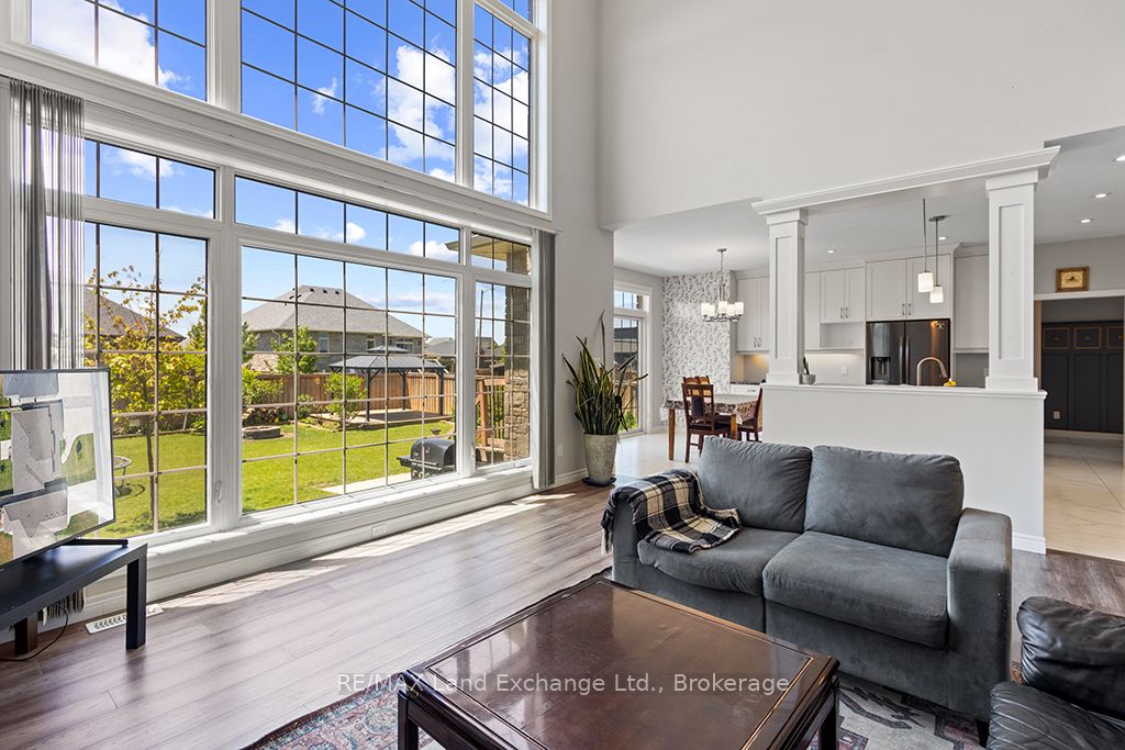 360 Devonshire Road Property Photo 3